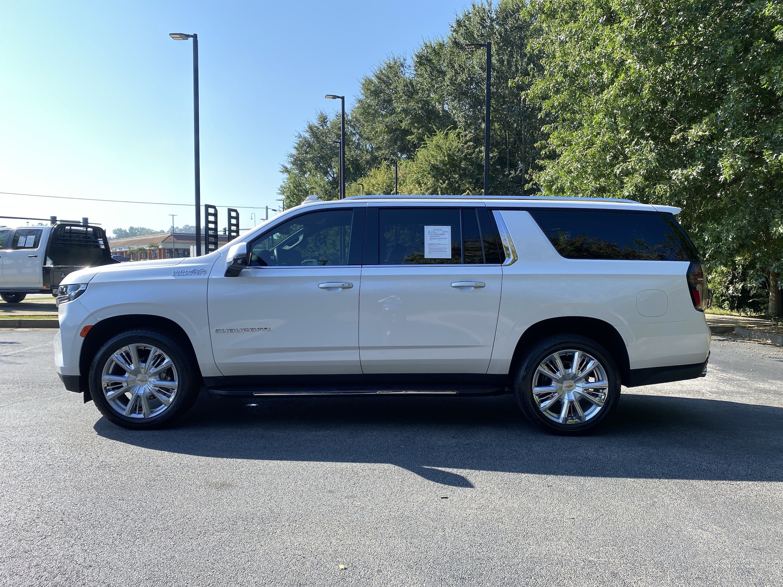 2023 Chevrolet Suburban High Country