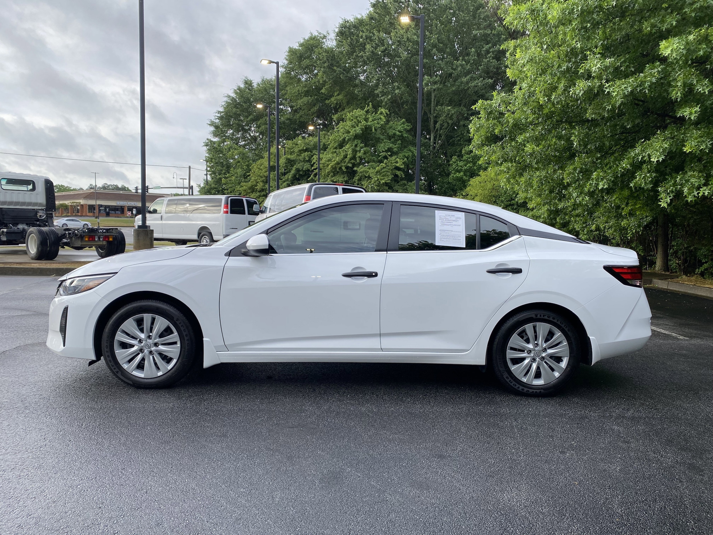 2025 Nissan Sentra S photo 4