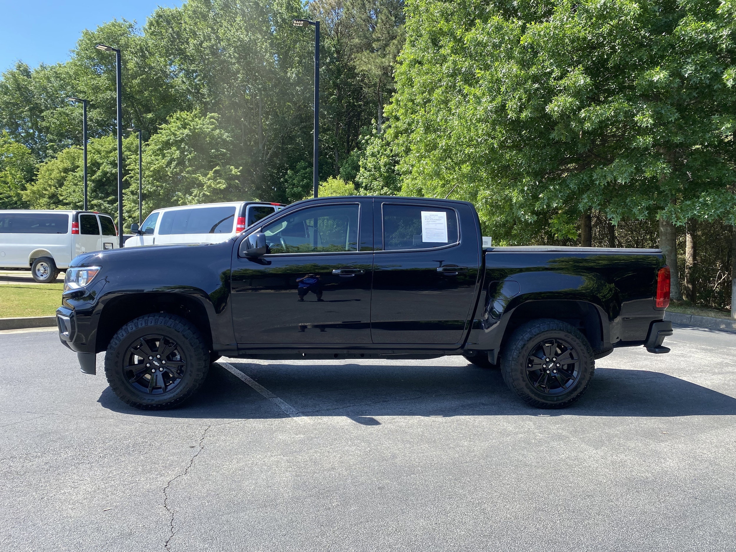 2022 Chevrolet Colorado 2WD LT photo 5