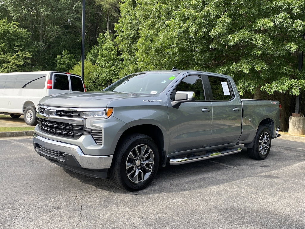 Used 2025 Chevrolet Silverado 1500 LT Pickup