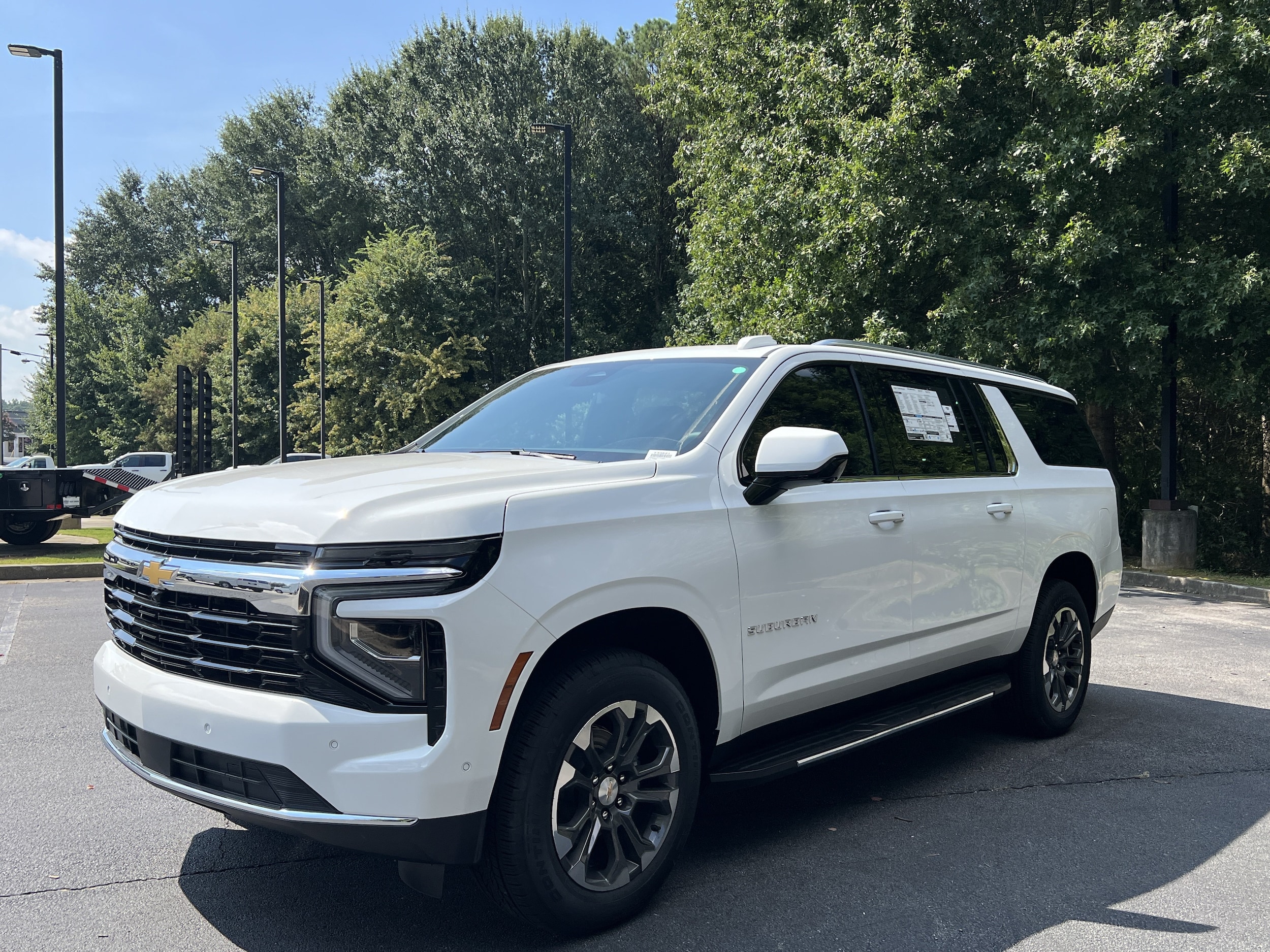 2026 Chevrolet Suburban LS