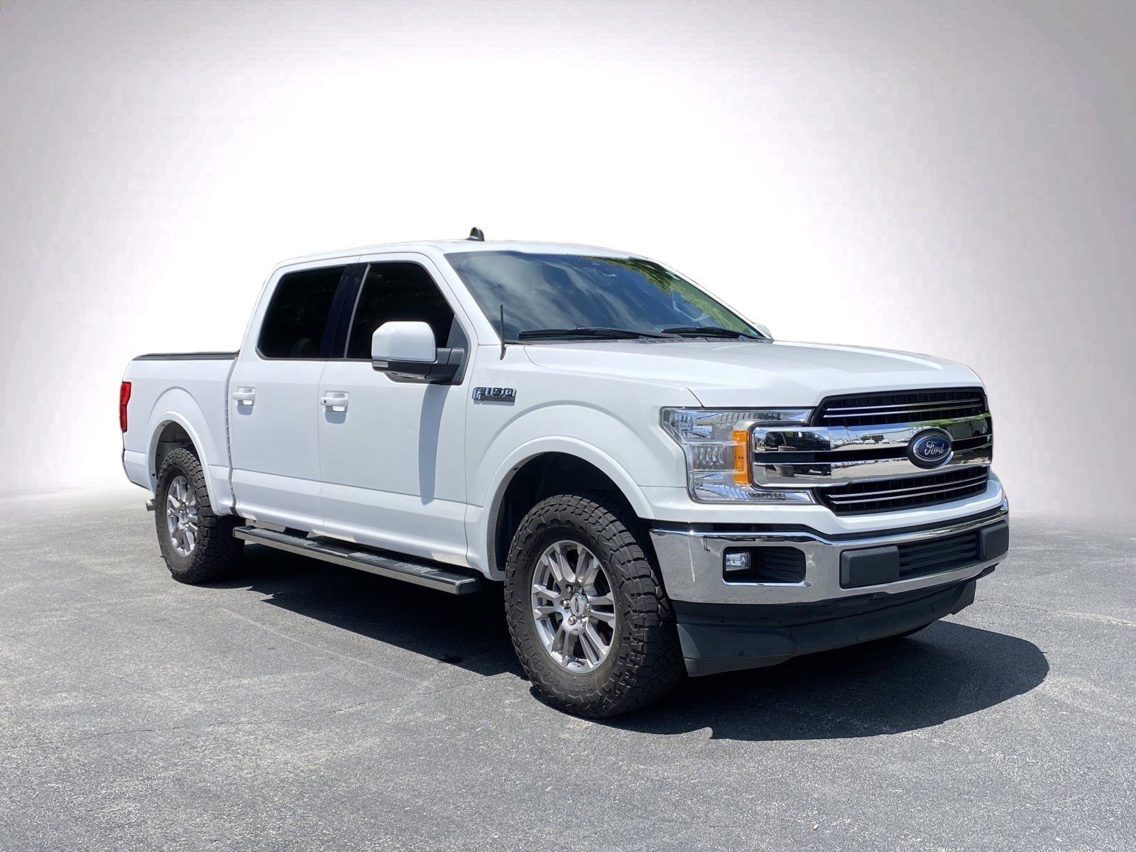 2020 Ford F-150 LARIAT photo 2