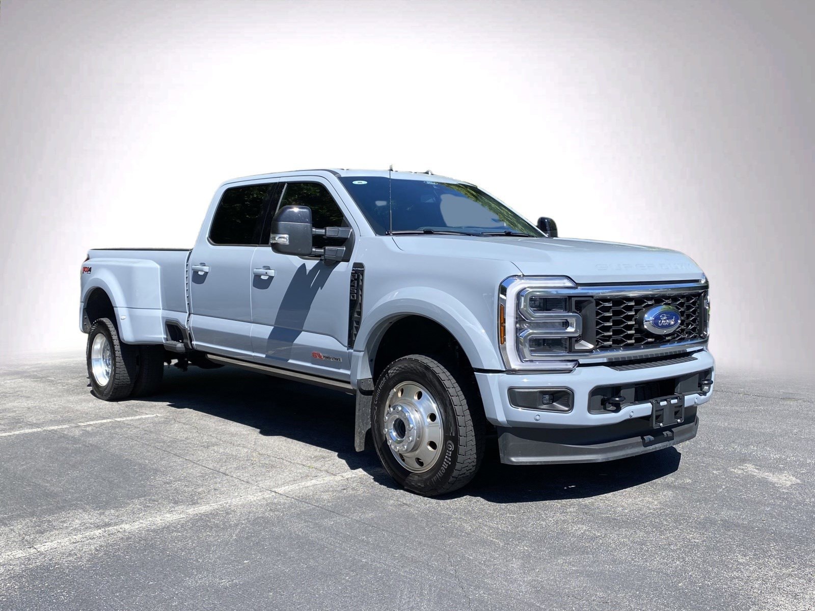 Ford Super Duty F-450 DRW Platinum