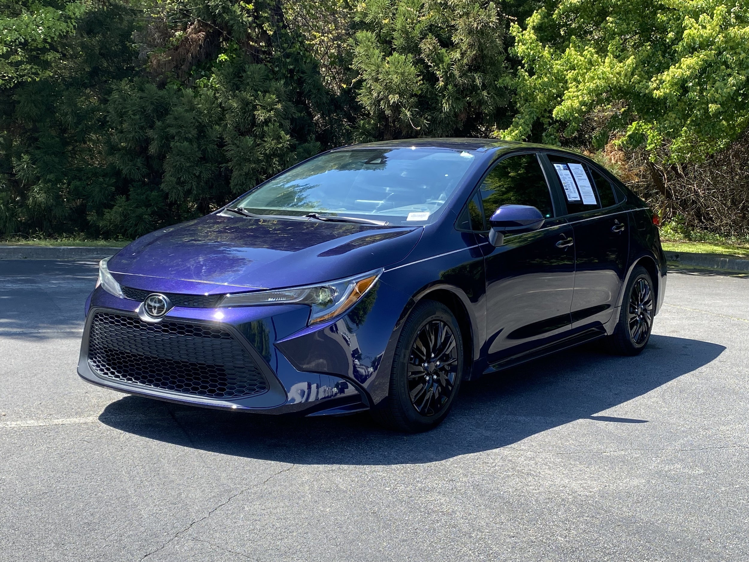 2021 Toyota Corolla LE photo 4