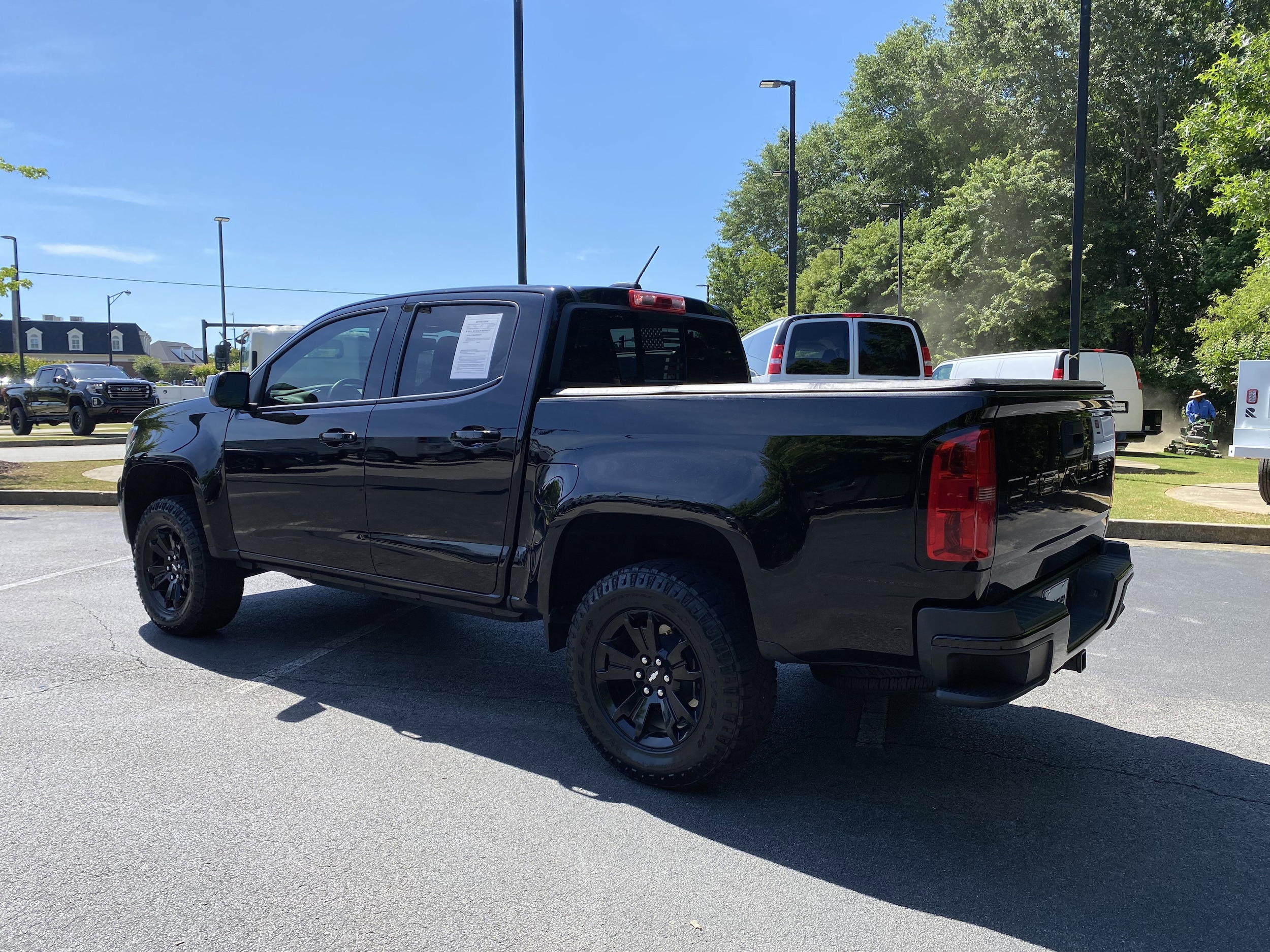 2022 Chevrolet Colorado 2WD LT photo 6
