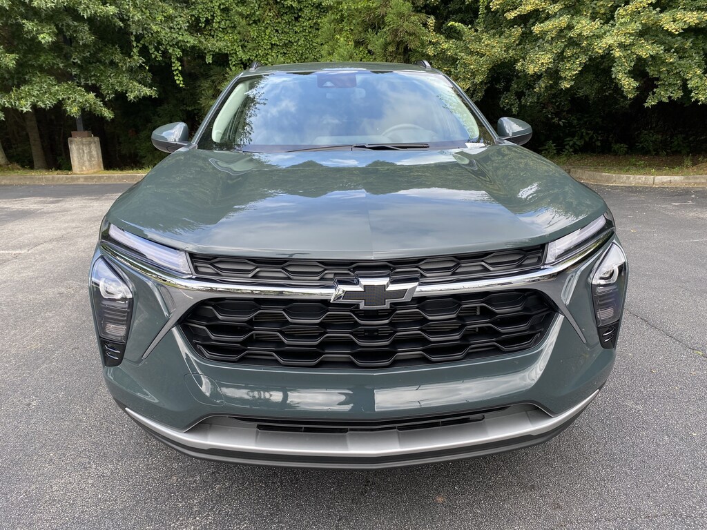 Used 2026 Chevrolet Trax LT SUV