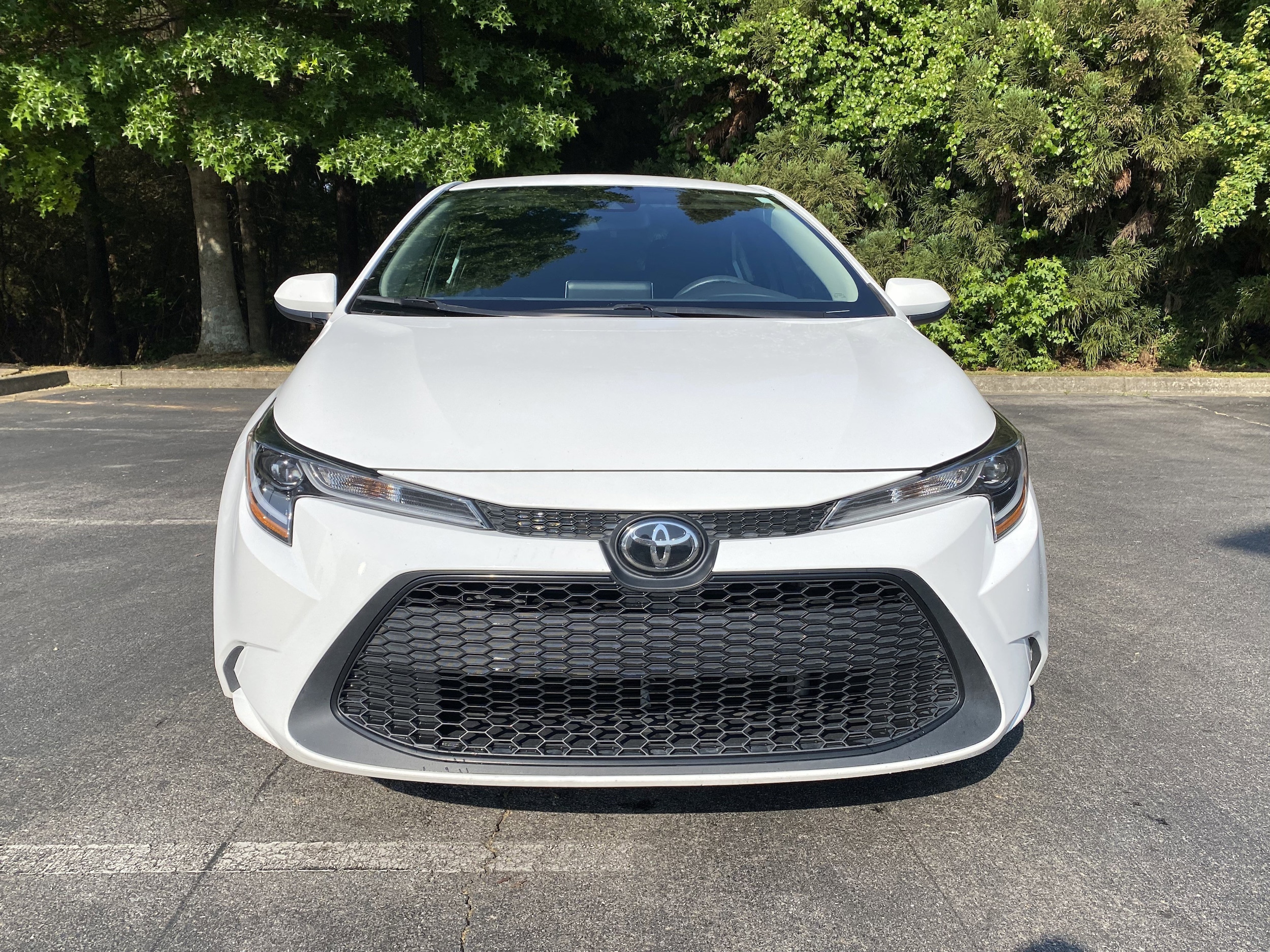 2021 Toyota Corolla LE photo 3