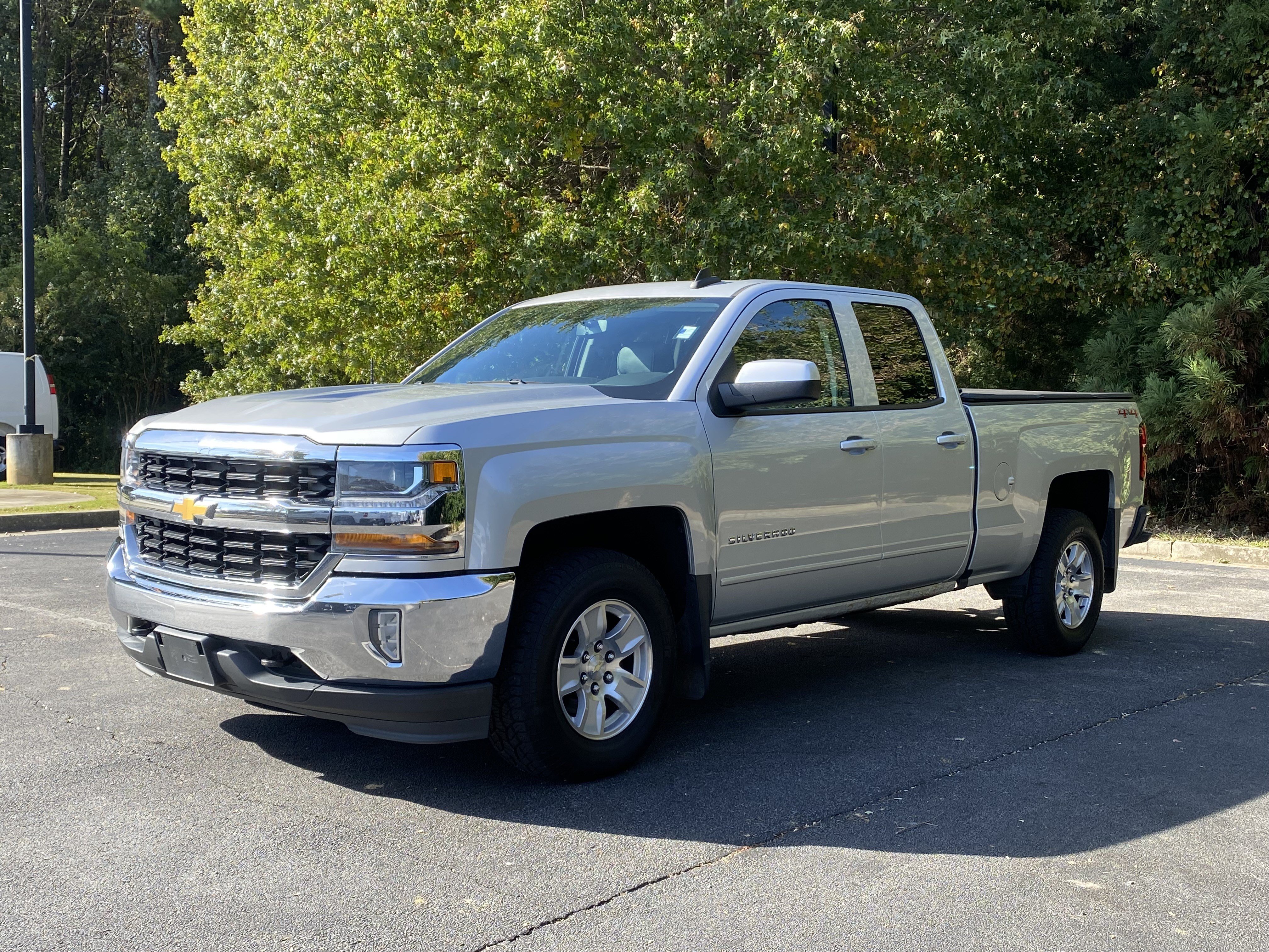 Used 2016 Chevrolet Silverado 1500 LT Pickup