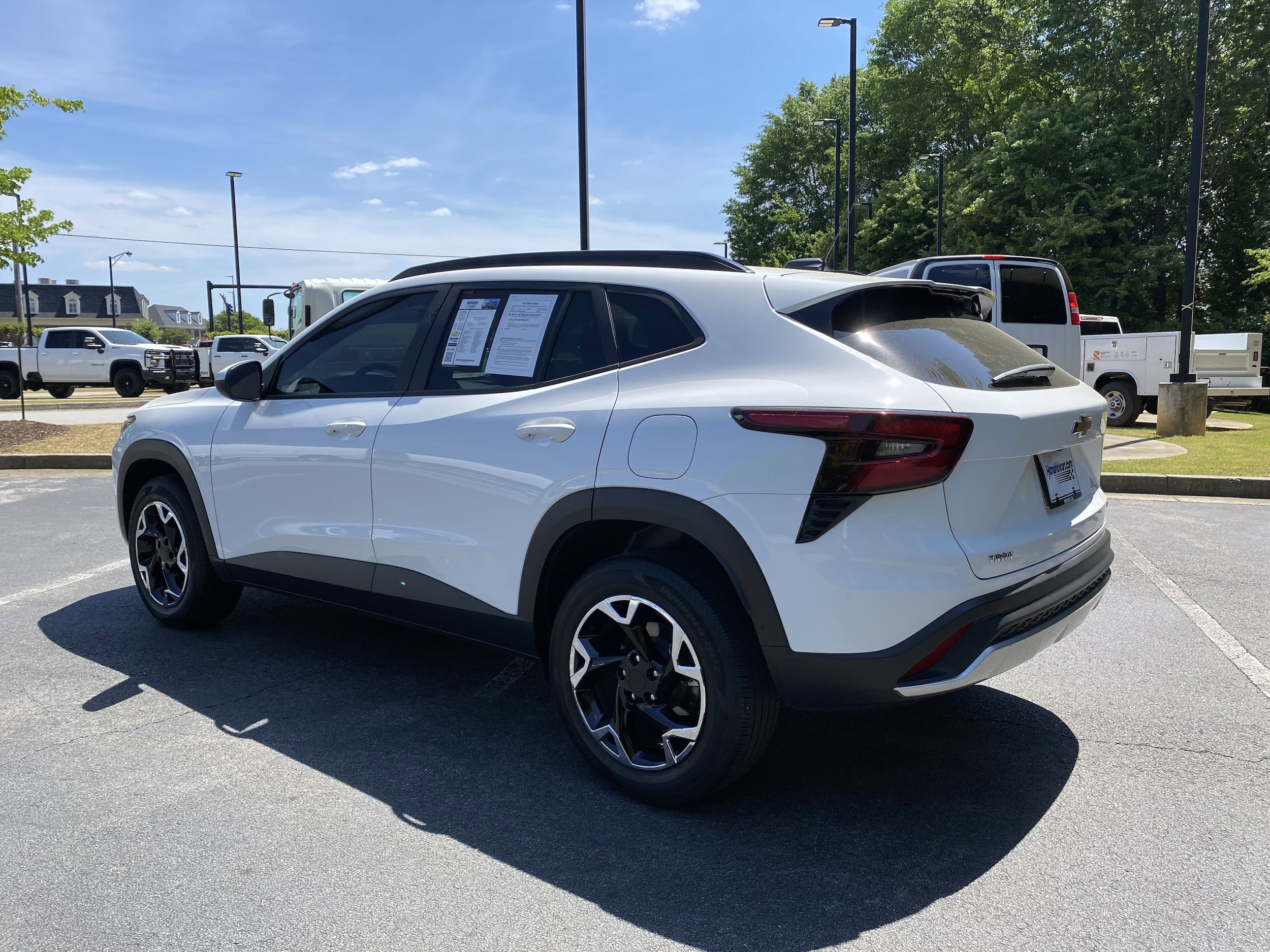 2024 Chevrolet Trax LT photo 6