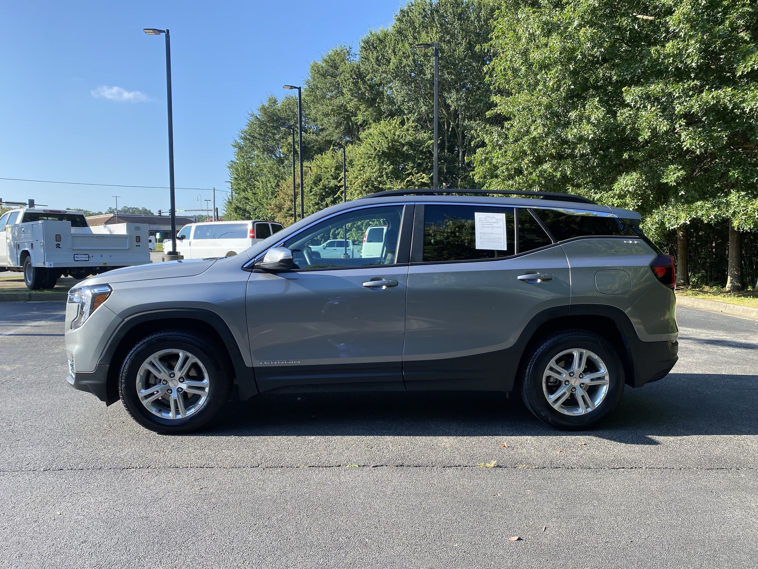 2023 GMC Terrain SLE