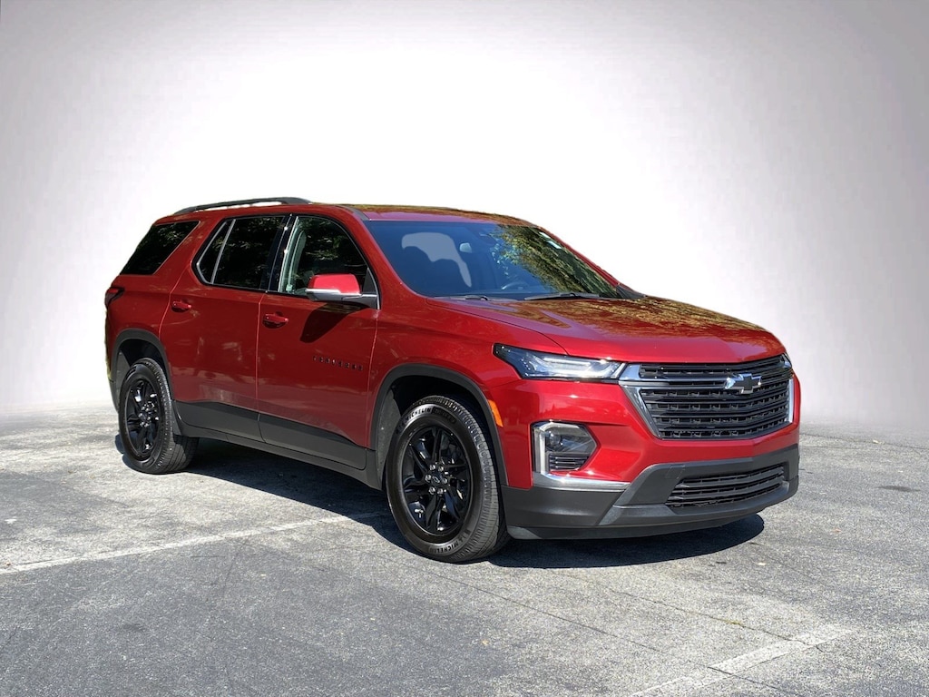 Used 2023 Chevrolet Traverse LT Leather SUV