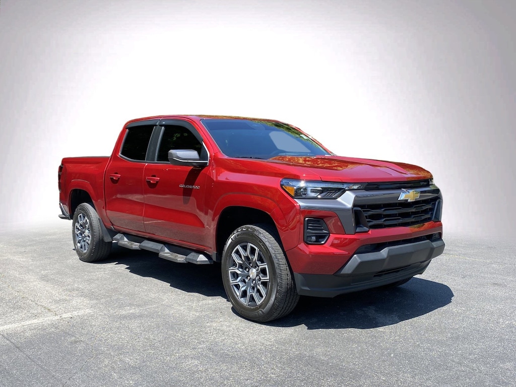 Used 2023 Chevrolet Colorado 2WD LT Pickup