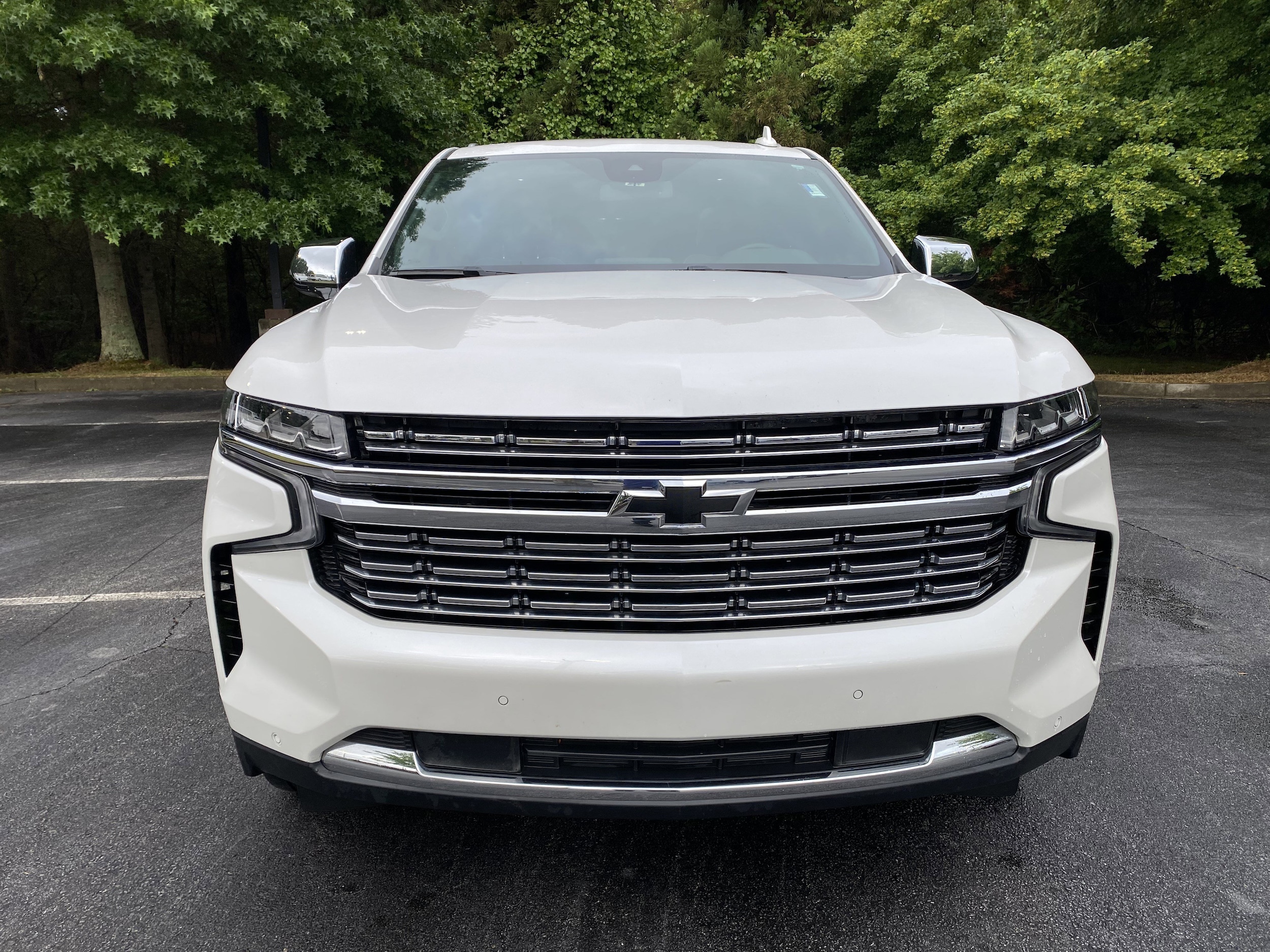 2023 Chevrolet Suburban Premier photo 3