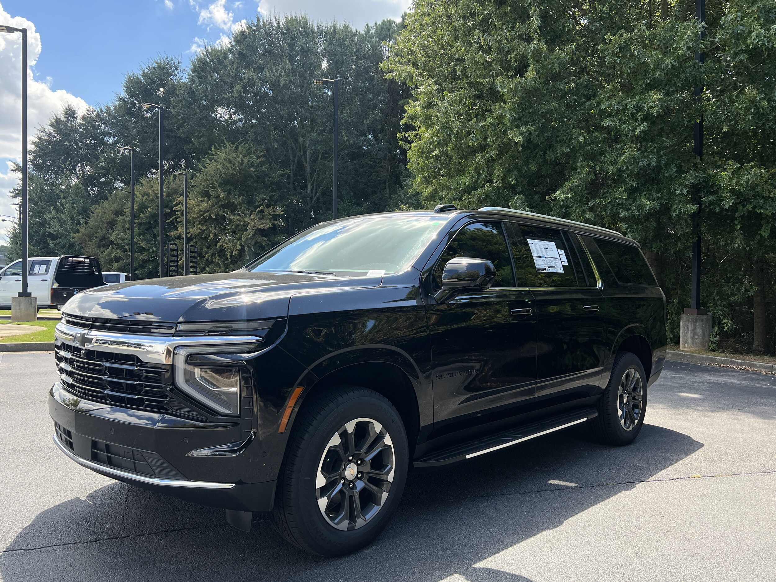 2026 Chevrolet Suburban LS