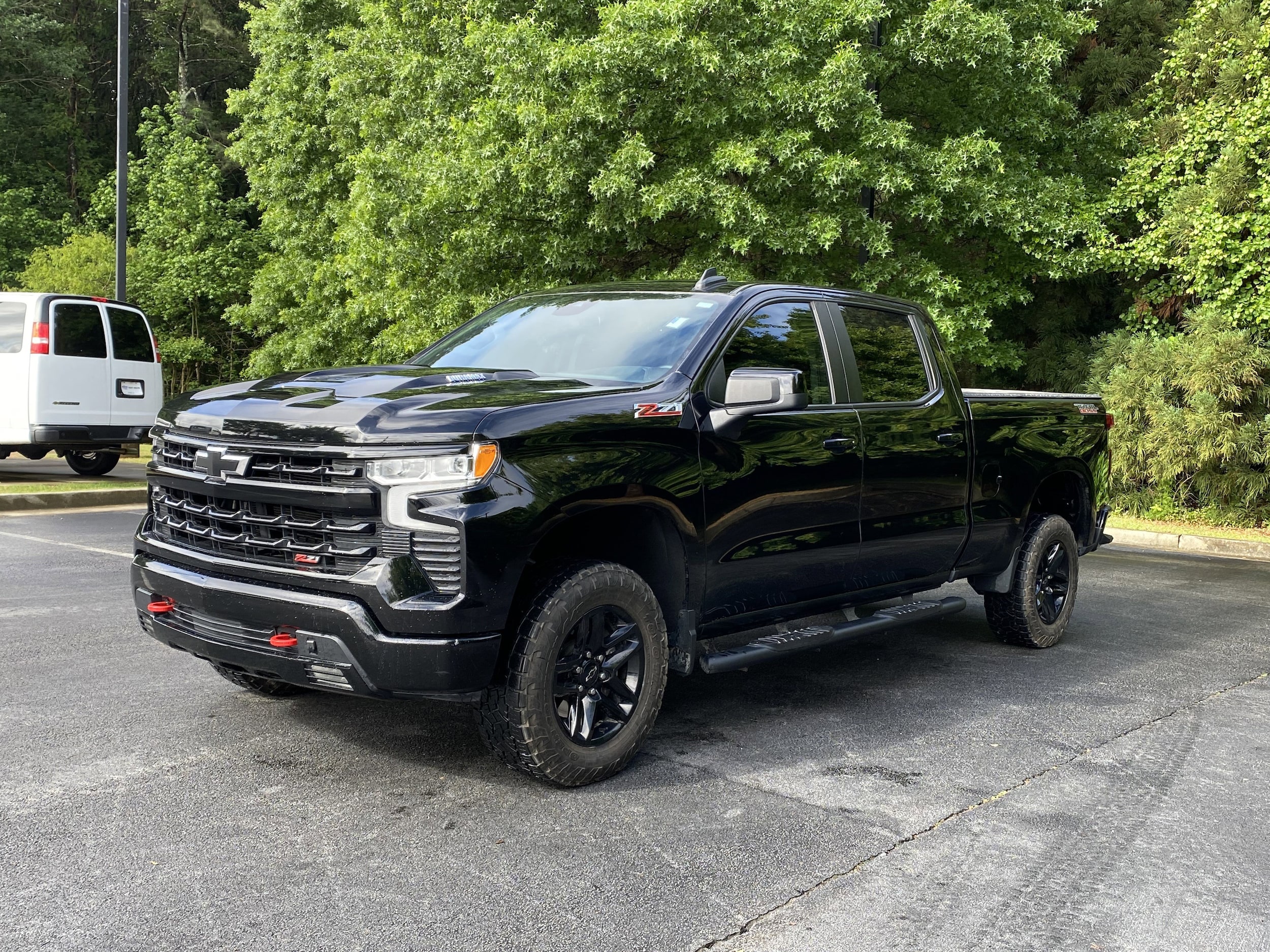 2023 Chevrolet Silverado 1500 LT Trail Boss photo 4