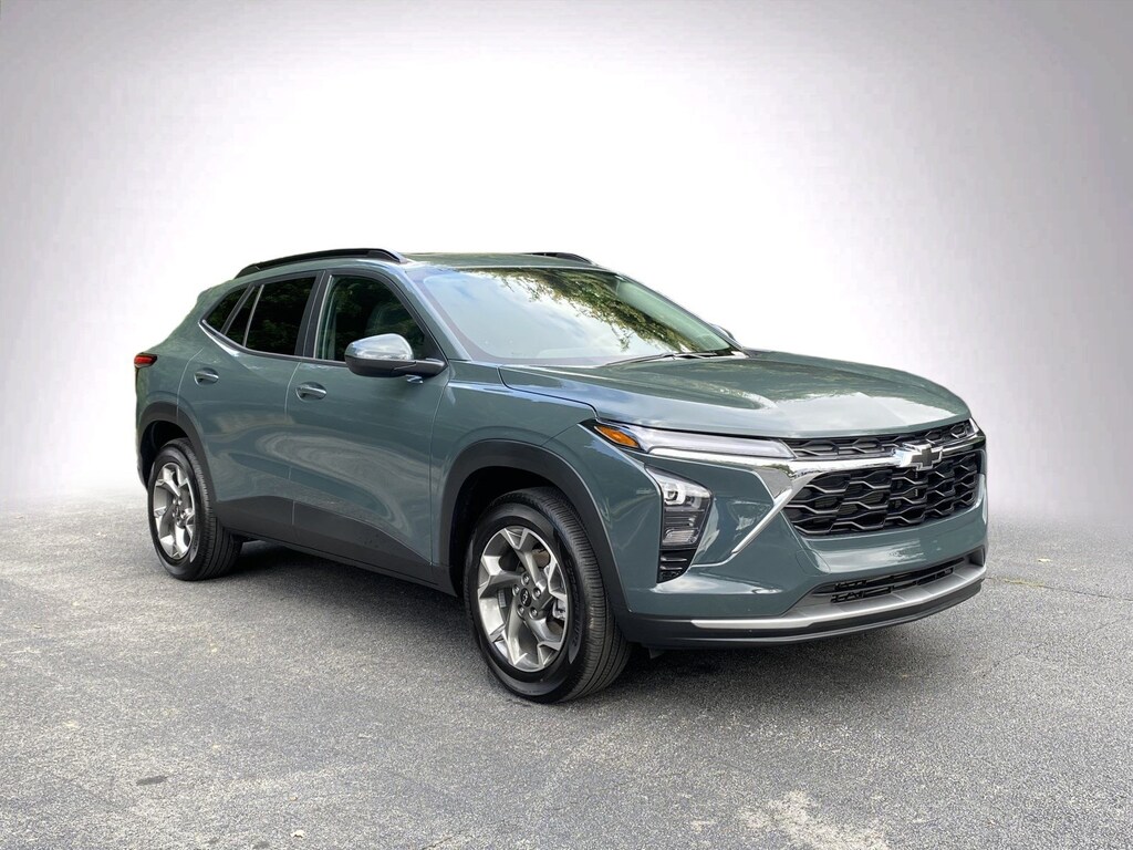 Used 2026 Chevrolet Trax LT SUV