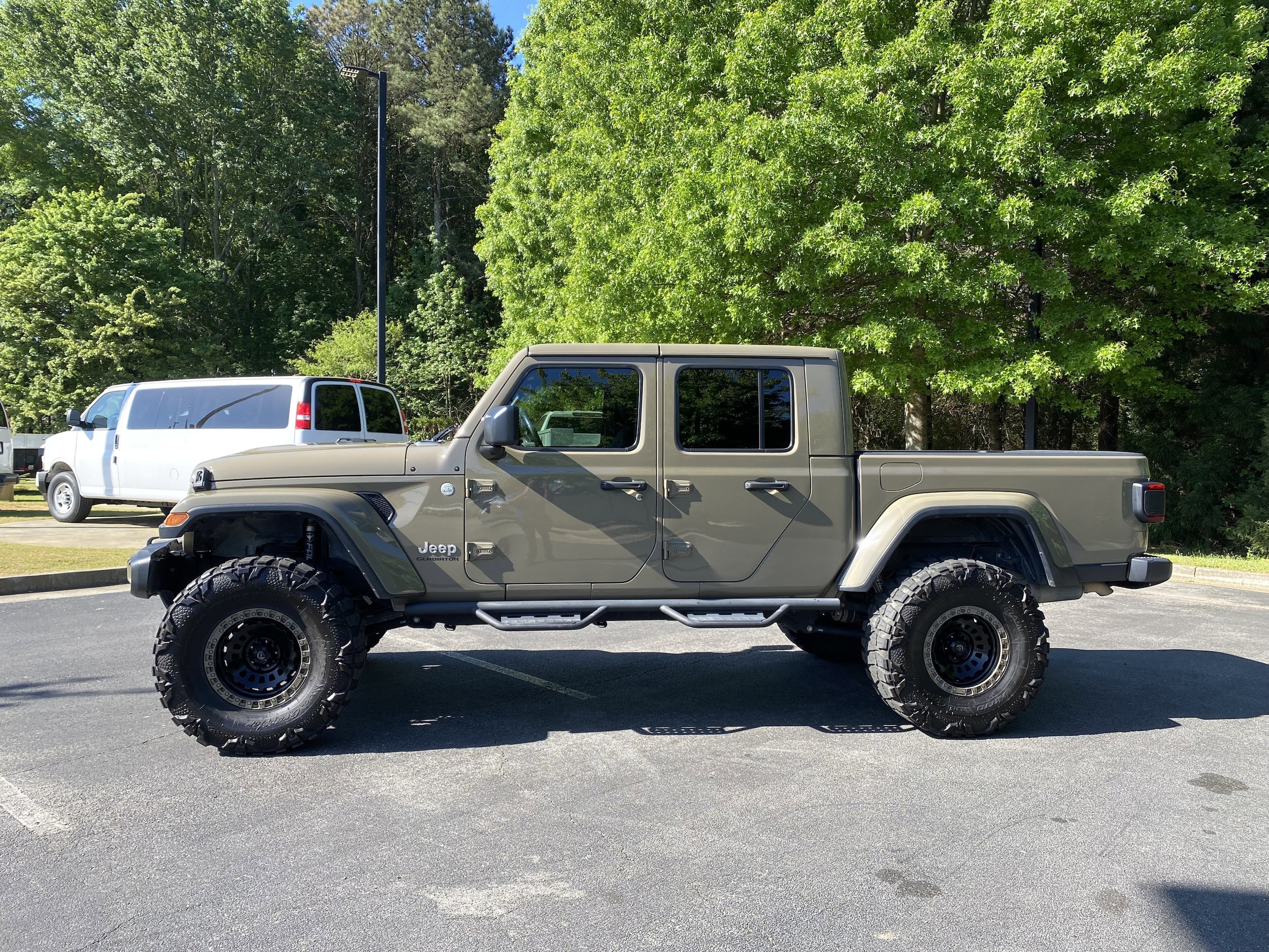 2020 Jeep Gladiator Overland photo 5