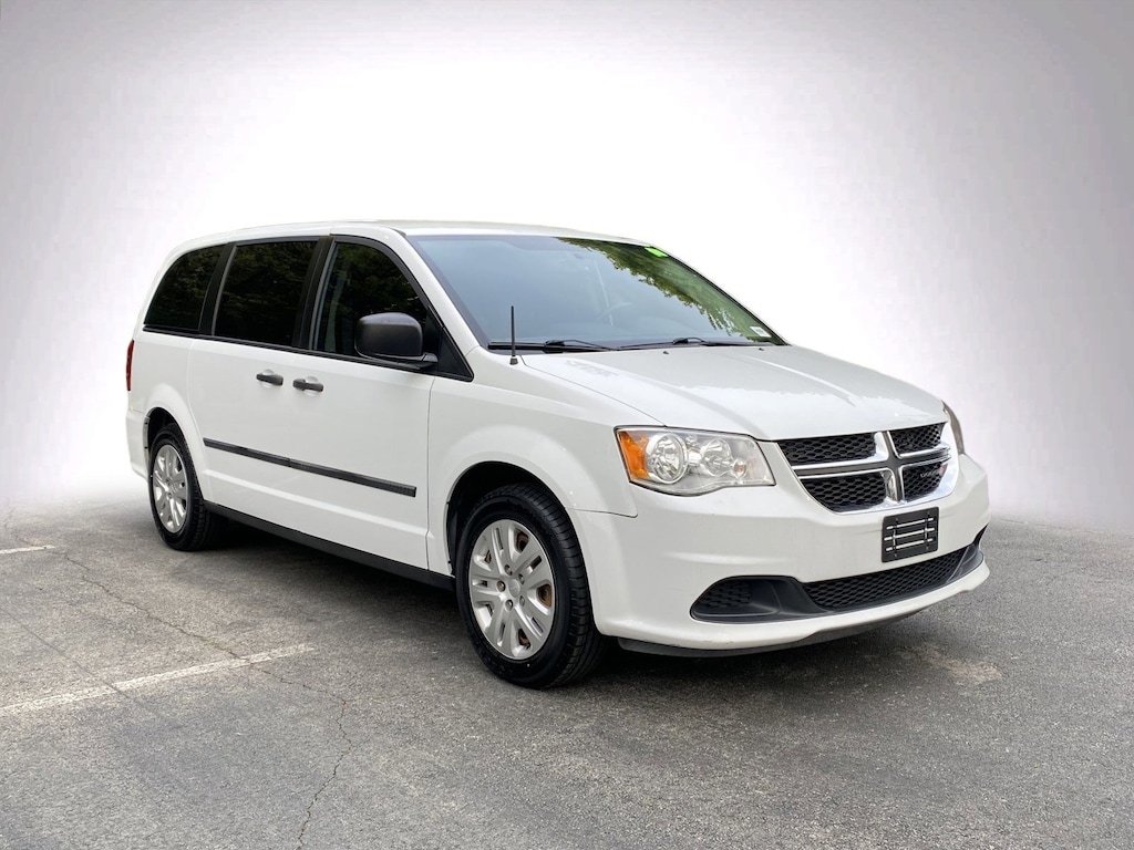 Used 2016 Dodge Grand Caravan American Value Pkg Minivan