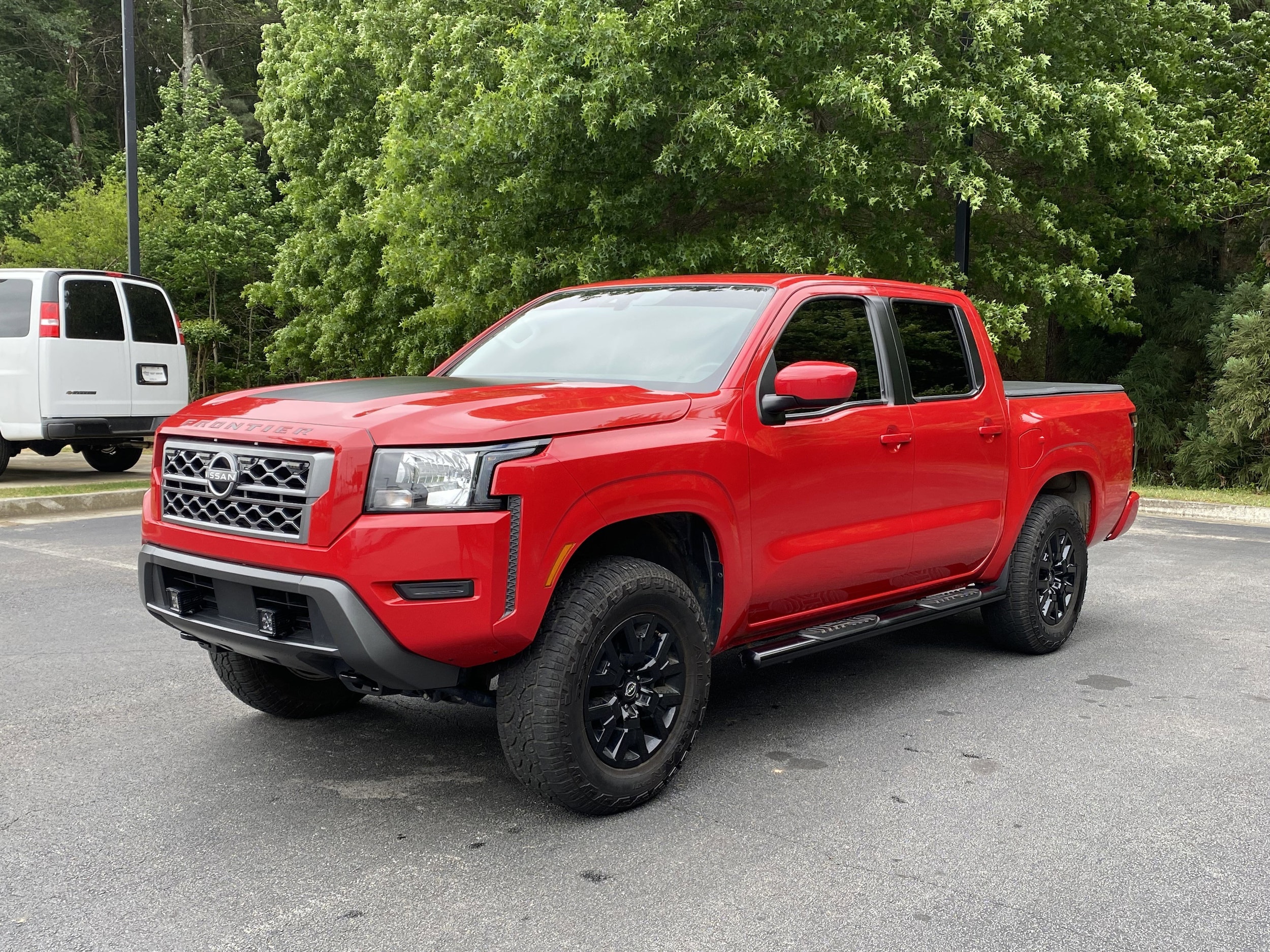 2023 Nissan Frontier SV photo 4