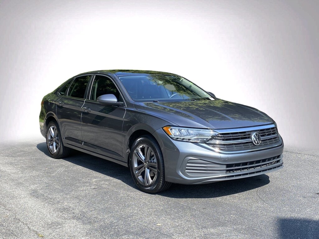 Used 2022 Volkswagen Jetta SE Sedan