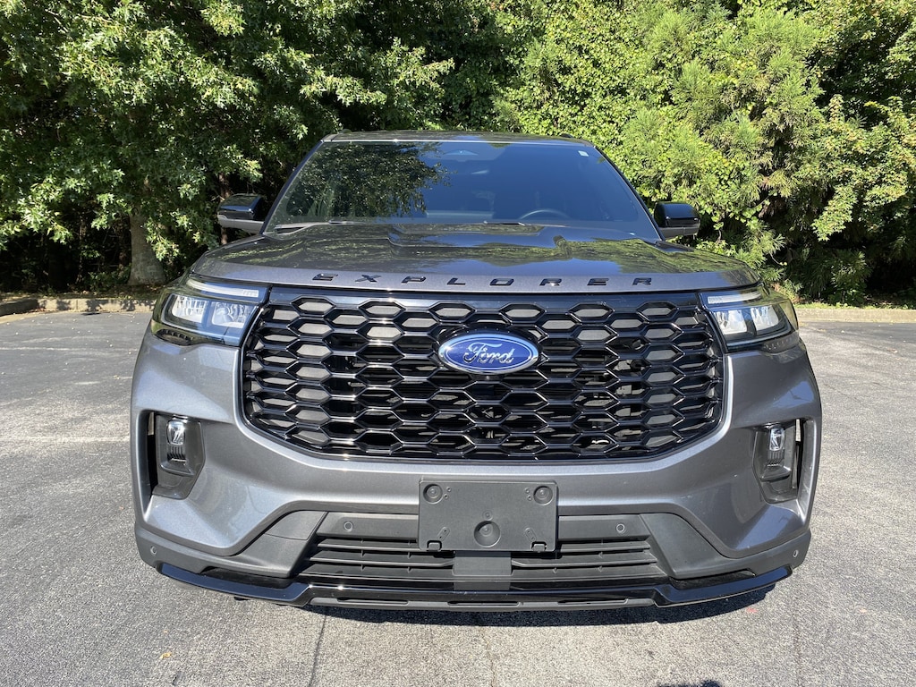 Used 2025 Ford Explorer ST-Line SUV