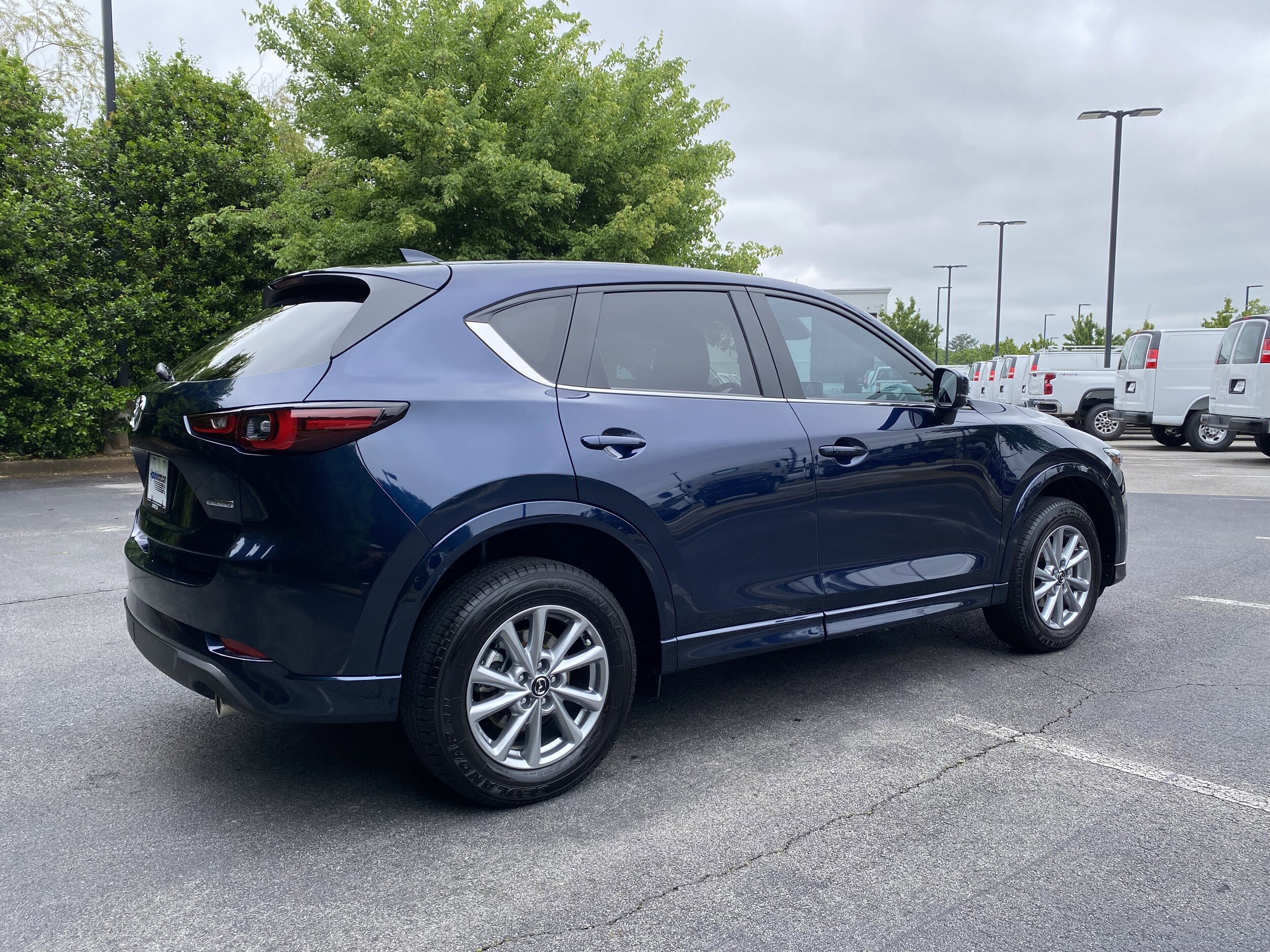 2024 Mazda CX-5 2.5 S Preferred Package photo 3