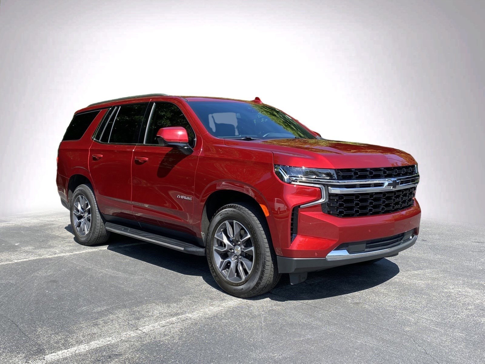 2023 Chevrolet Tahoe LS photo 2