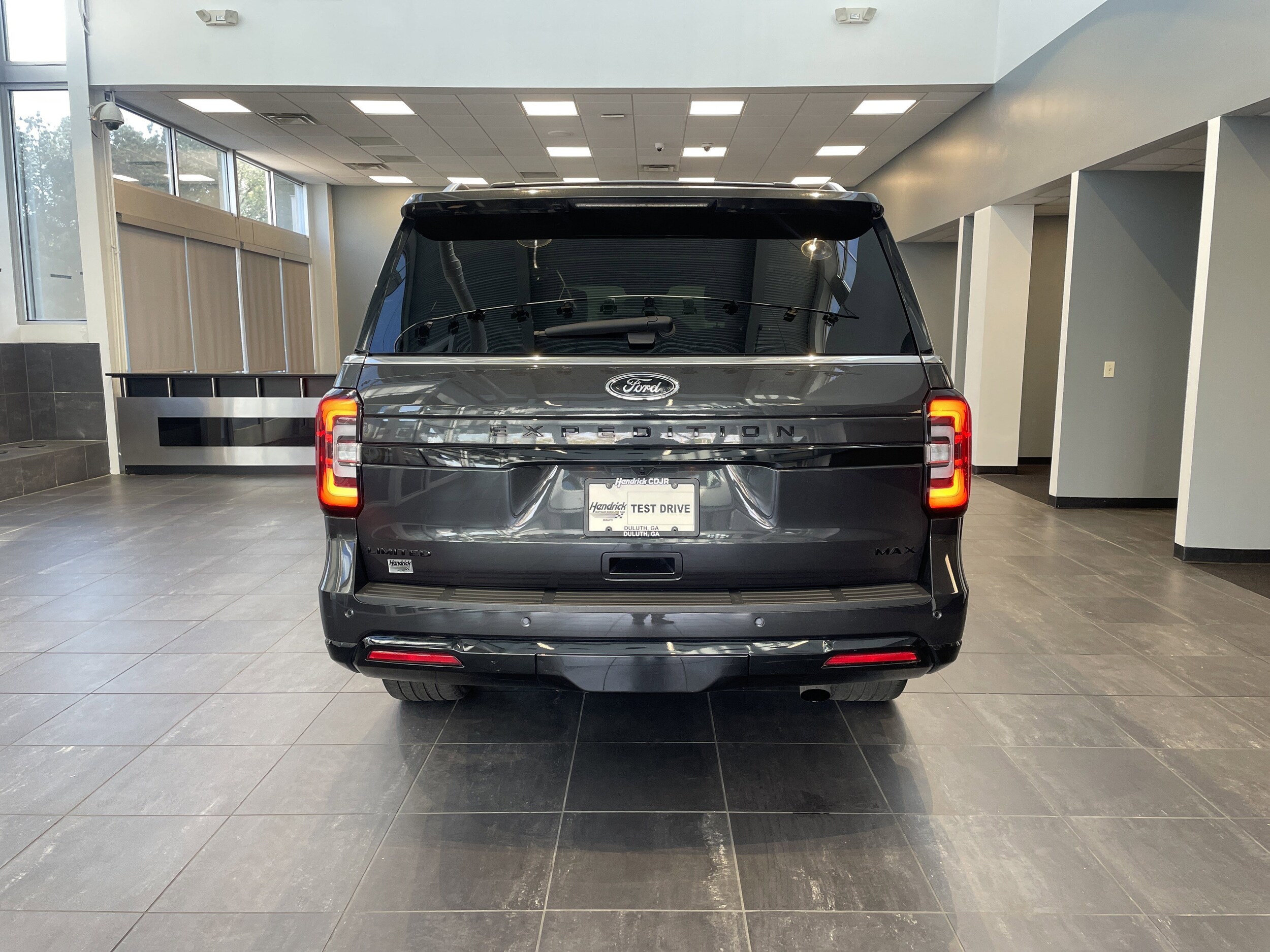 2023 Ford Expedition Max Limited photo 3