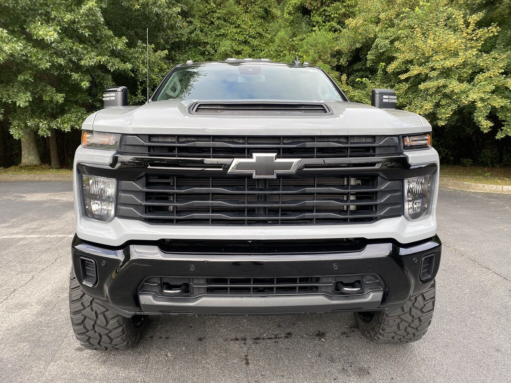 Used 2025 Chevrolet Silverado 2500HD Custom Pickup