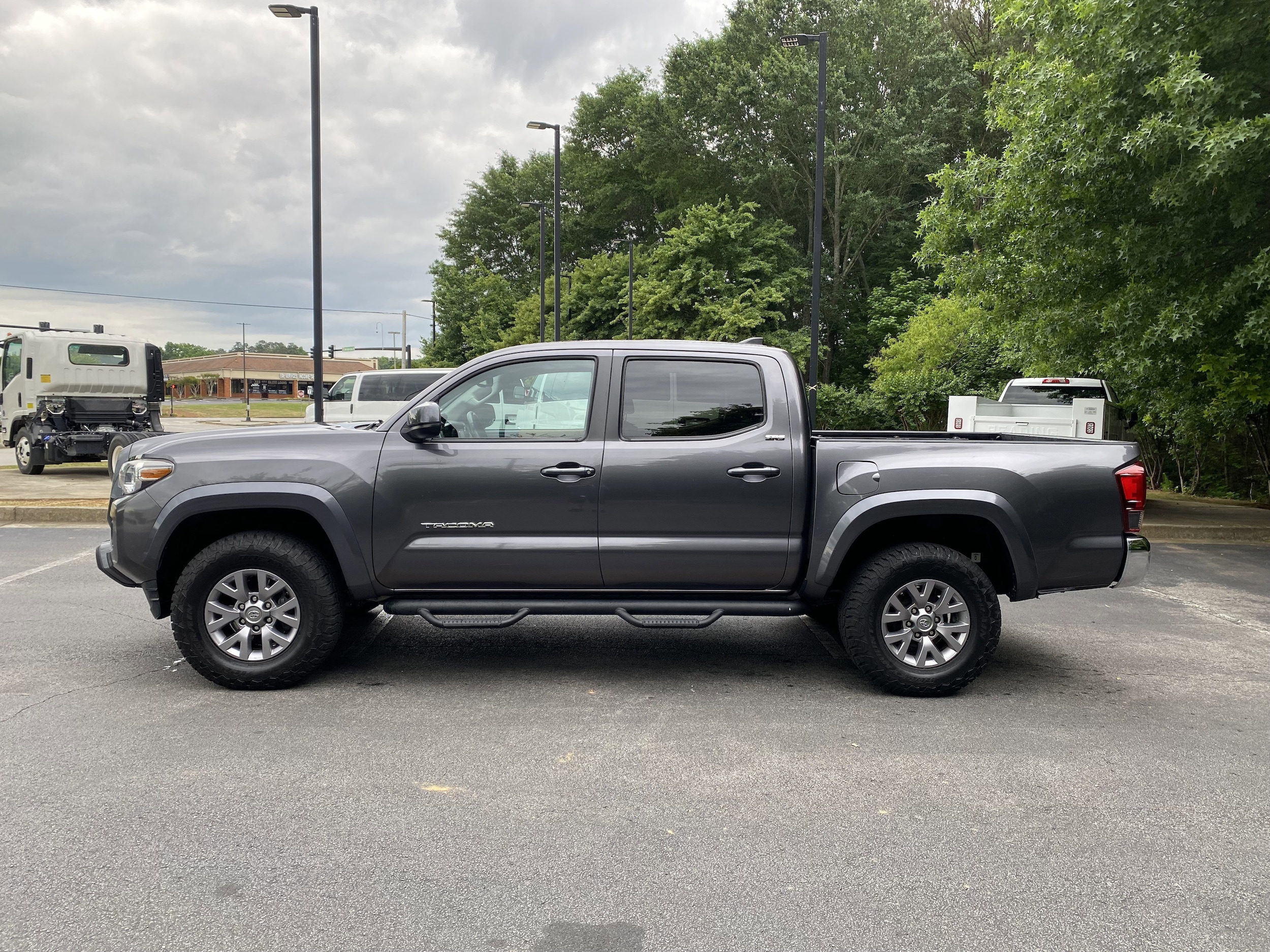2018 Toyota Tacoma SR5 photo 6
