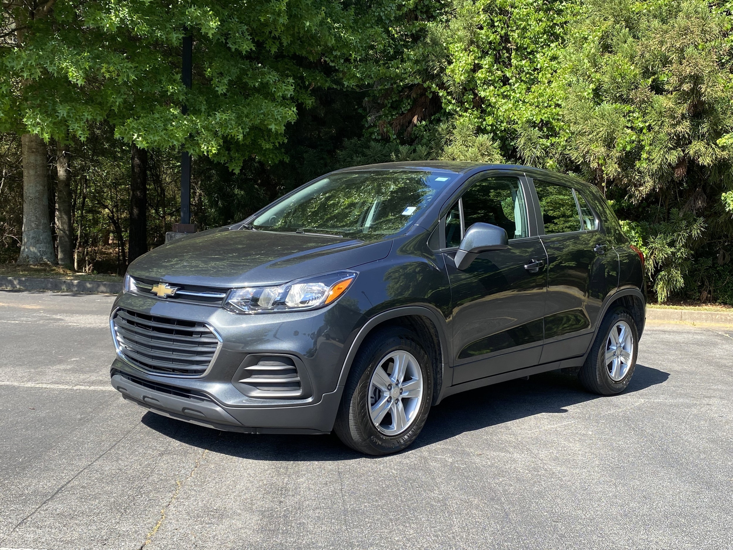 2020 Chevrolet Trax LS photo 4