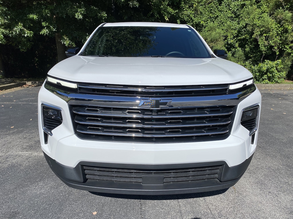 Used 2026 Chevrolet Traverse FWD LT SUV