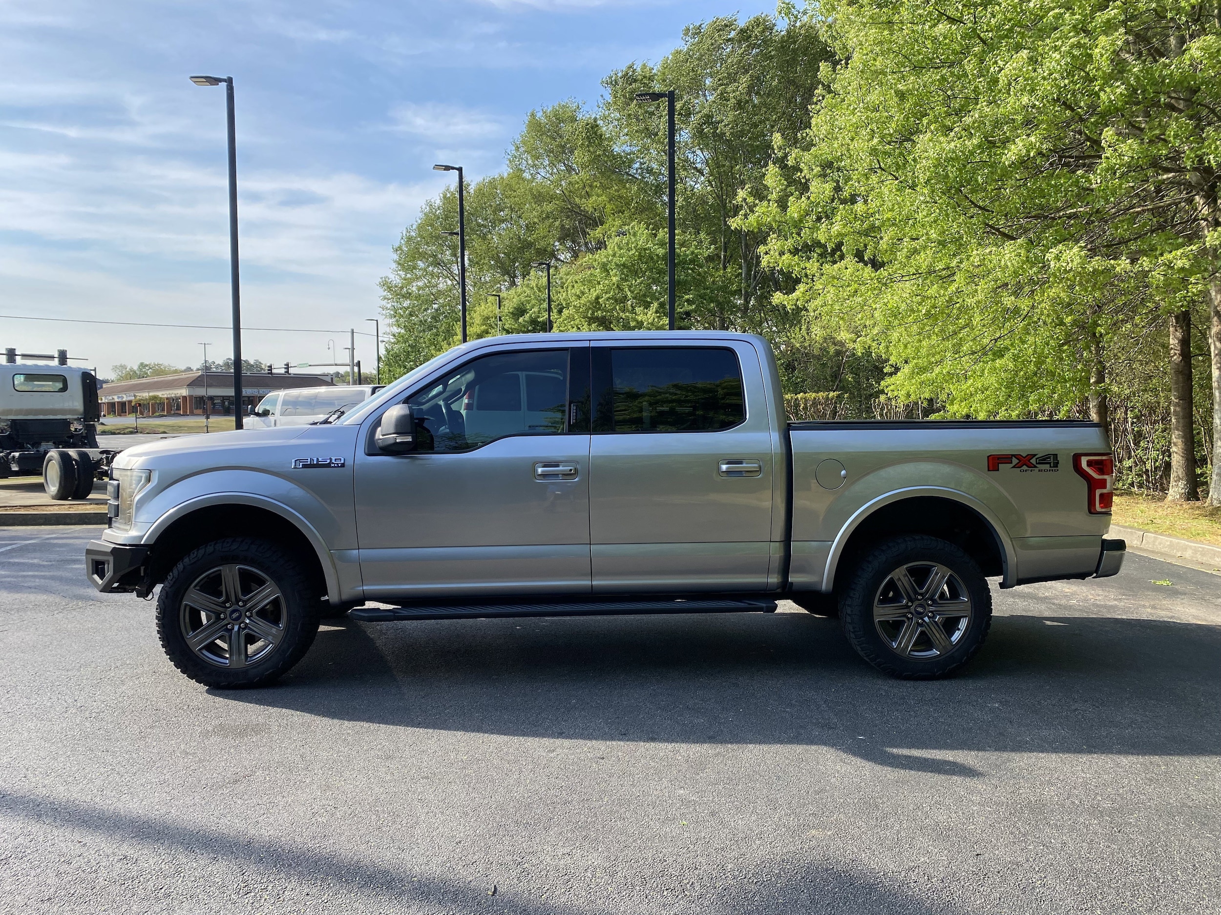 2020 Ford F-150 XLT photo 6