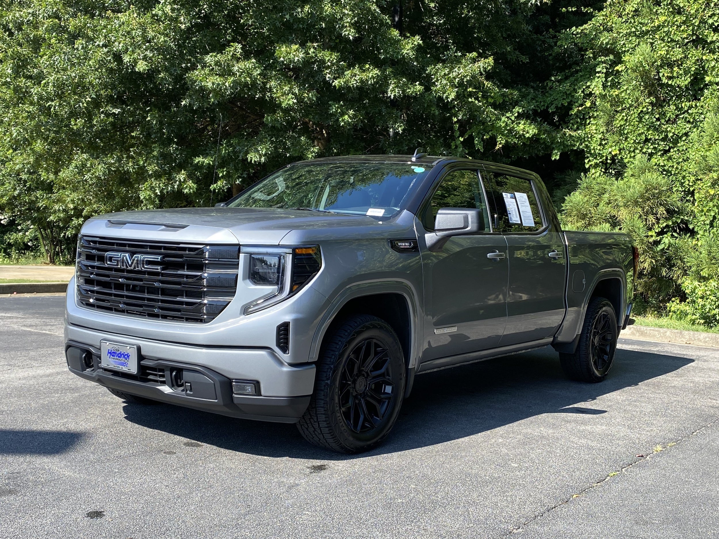 2024 GMC Sierra 1500 Elevation
