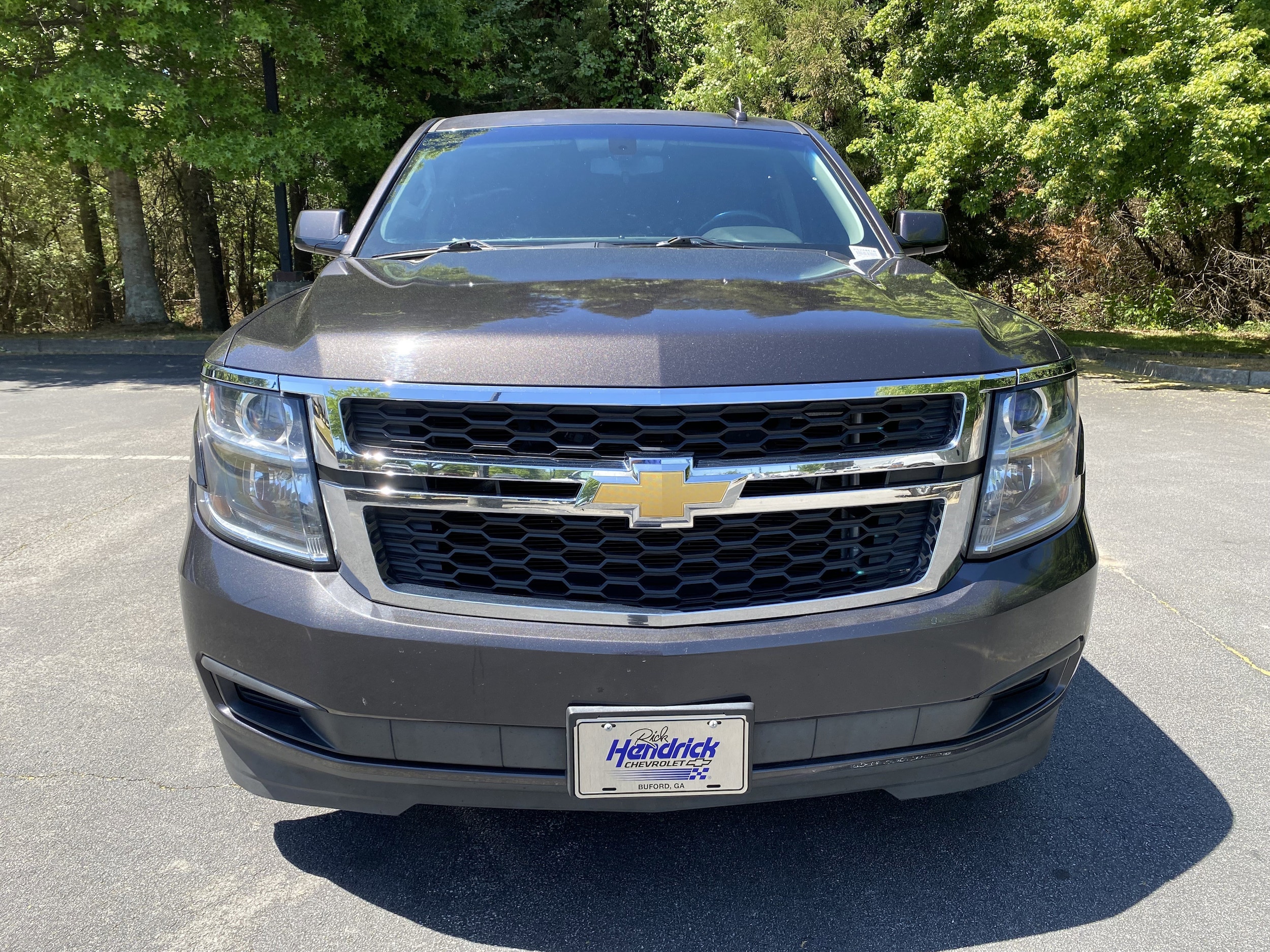 2016 Chevrolet Tahoe LS photo 2