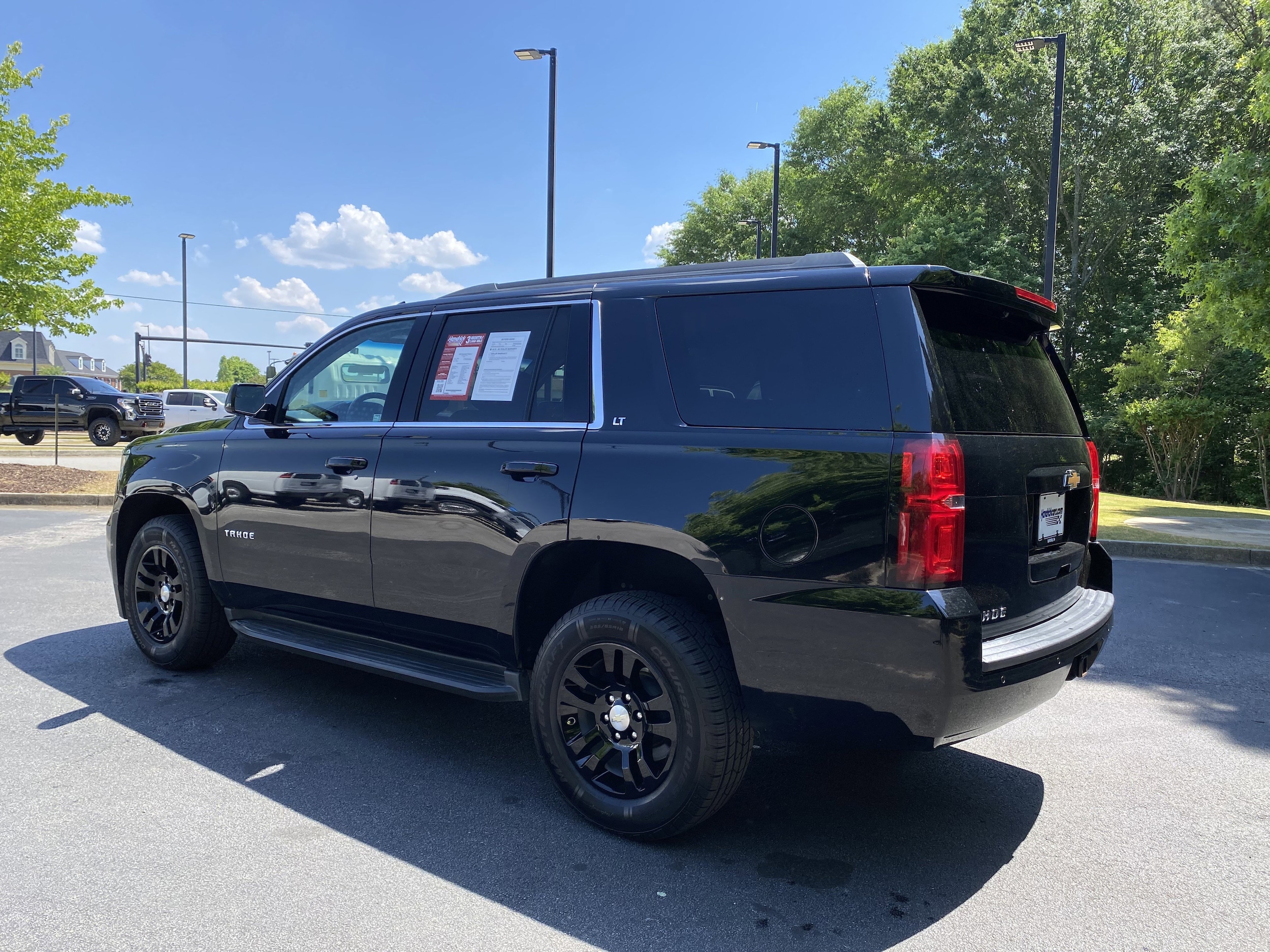 2019 Chevrolet Tahoe LT photo 6