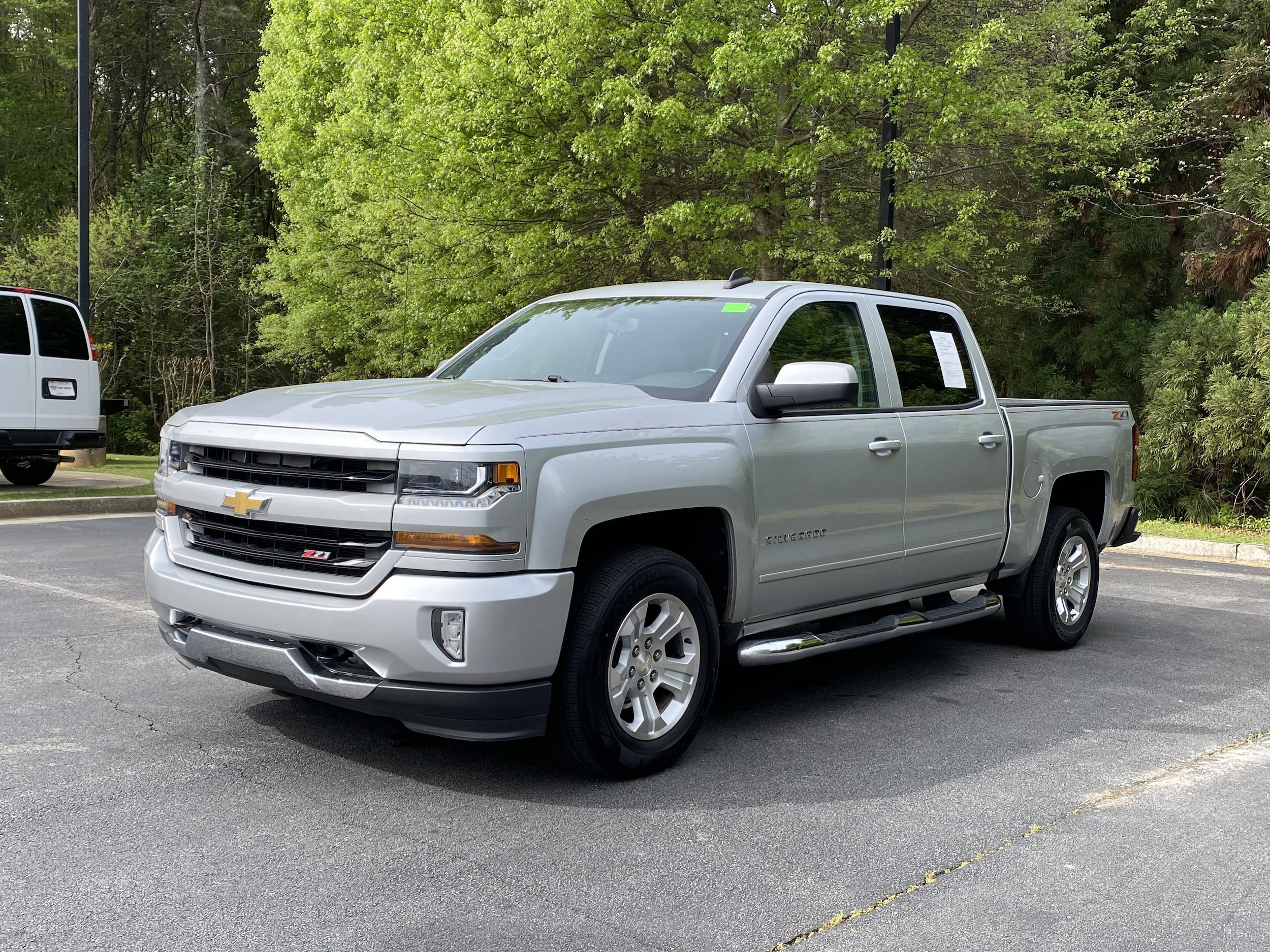 2016 Chevrolet Silverado 1500 LT photo 4