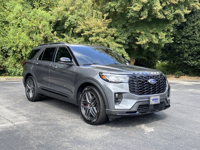 2025 Ford Explorer ST-Line SUV