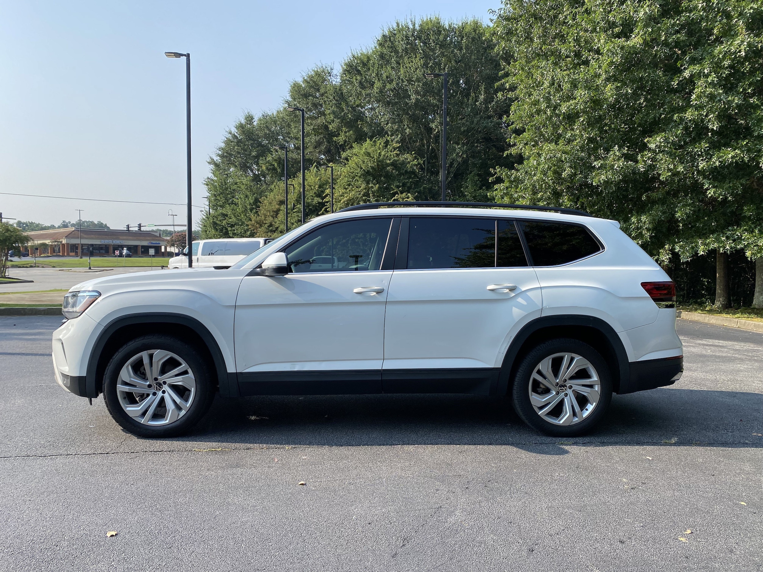 Volkswagen Atlas 3.6L V6 SE W/Technology