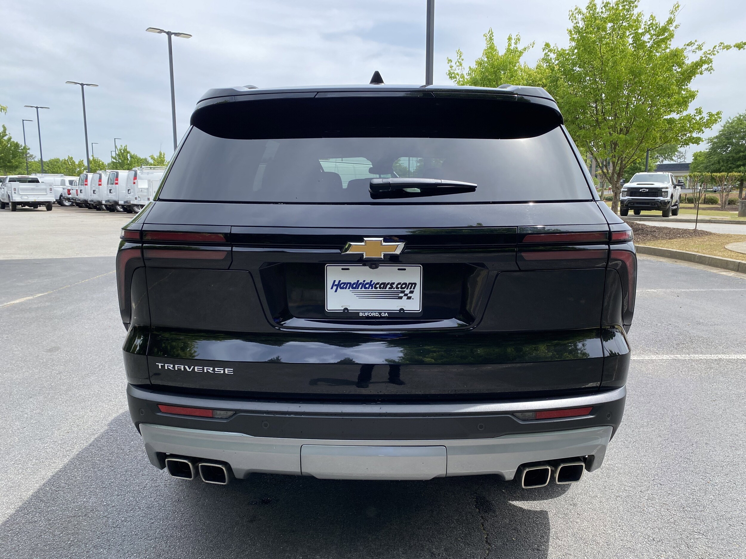 2025 Chevrolet Traverse FWD LT photo 6