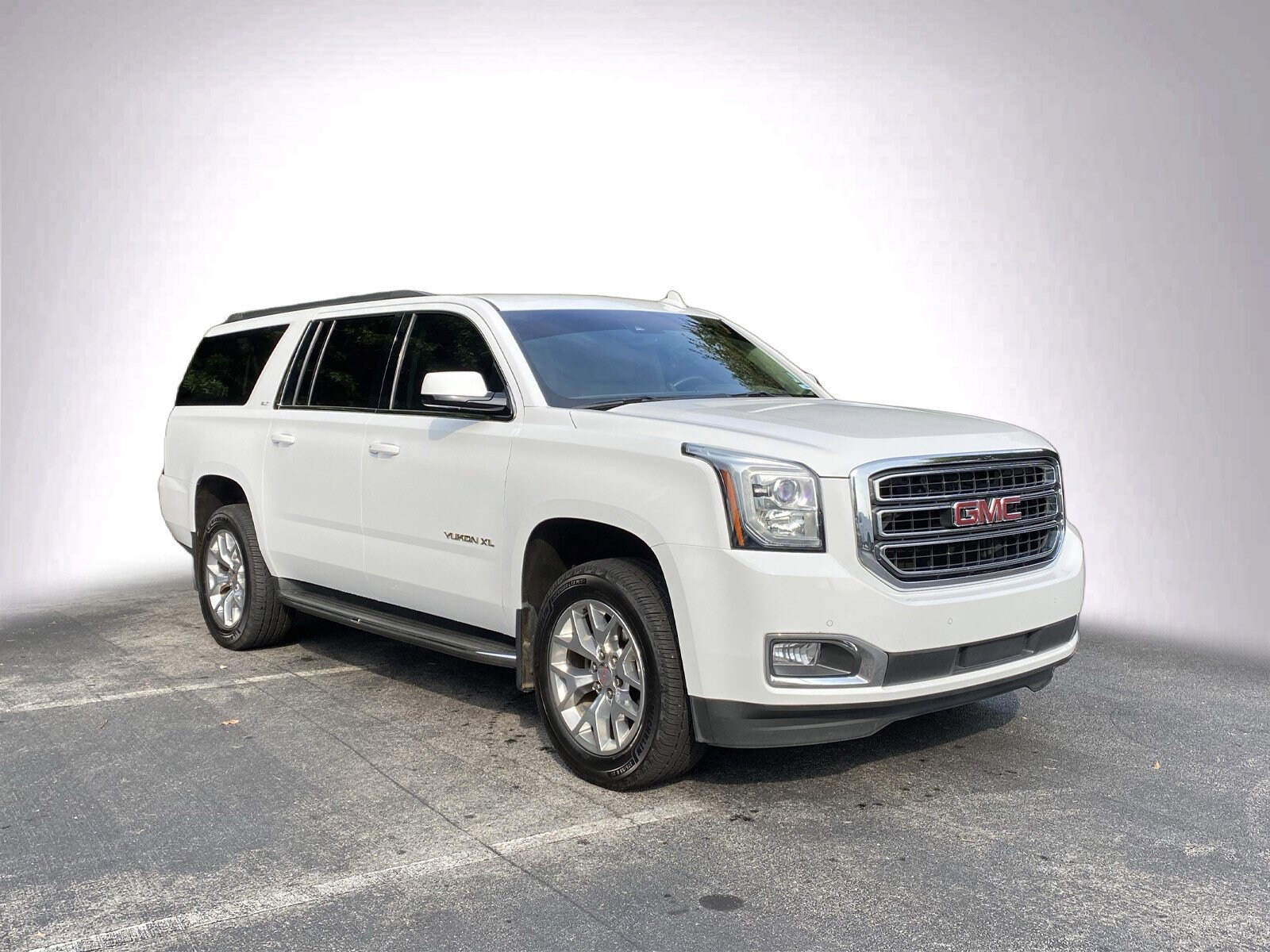 2016 Gmc Yukon XL SLT photo 2