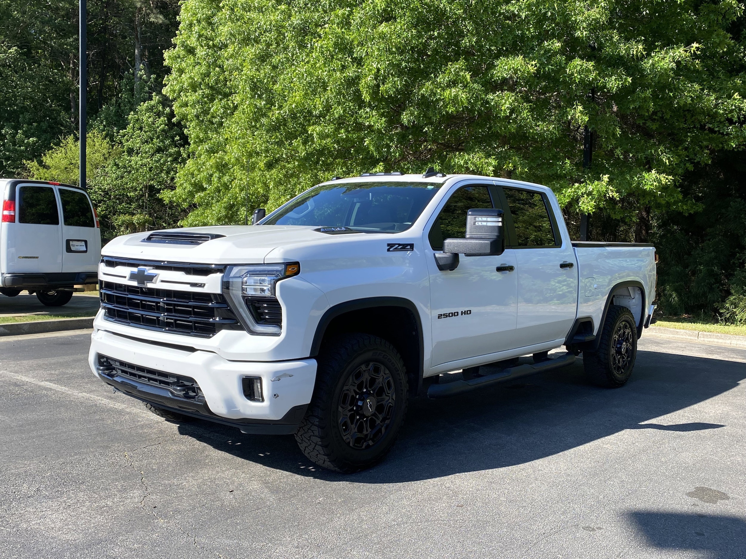 2024 Chevrolet Silverado 2500HD LT photo 5