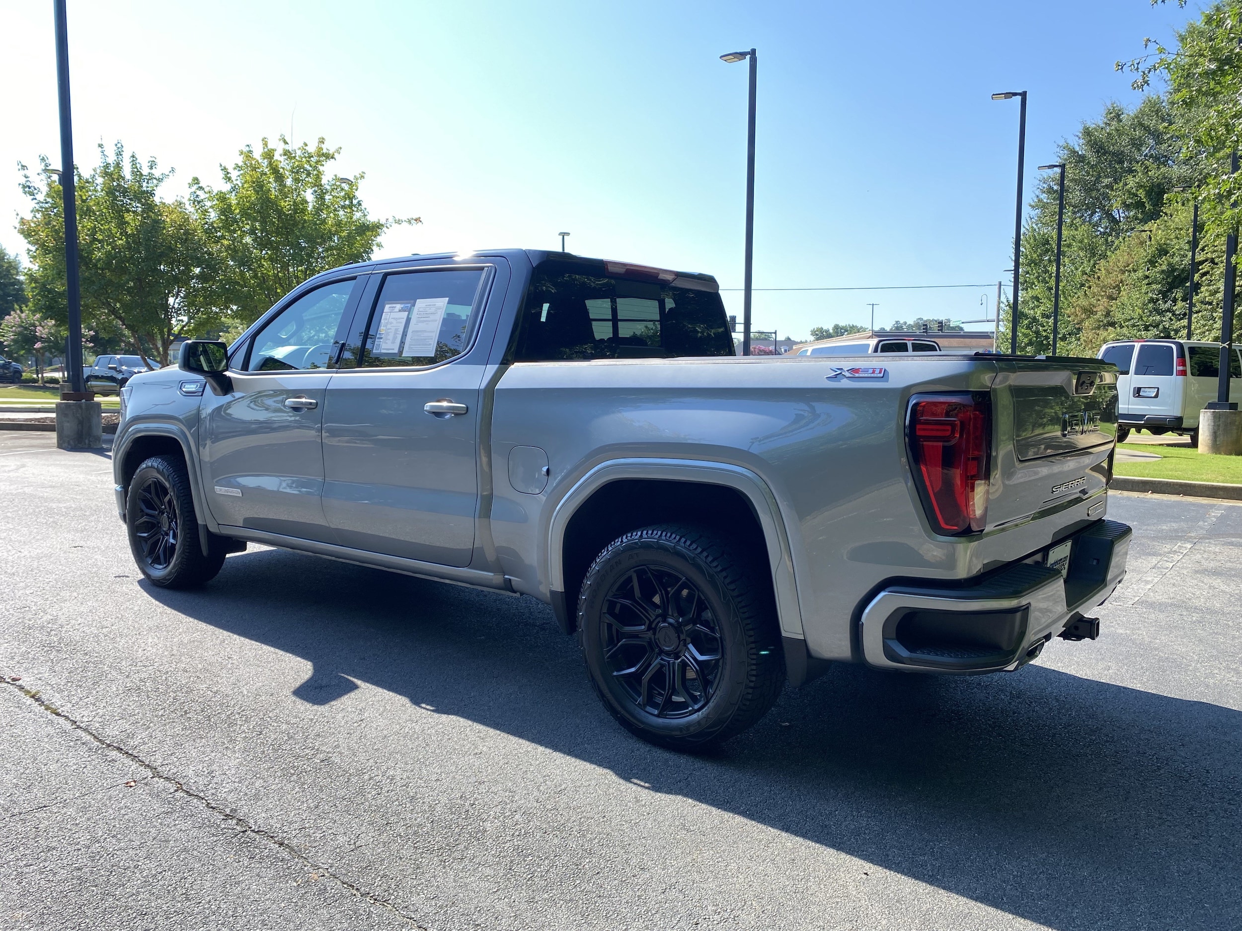 2024 GMC Sierra 1500 Elevation