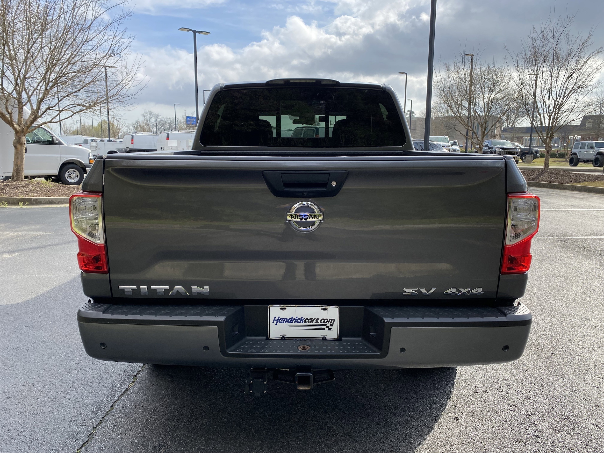 2021 Nissan Titan SV photo 6