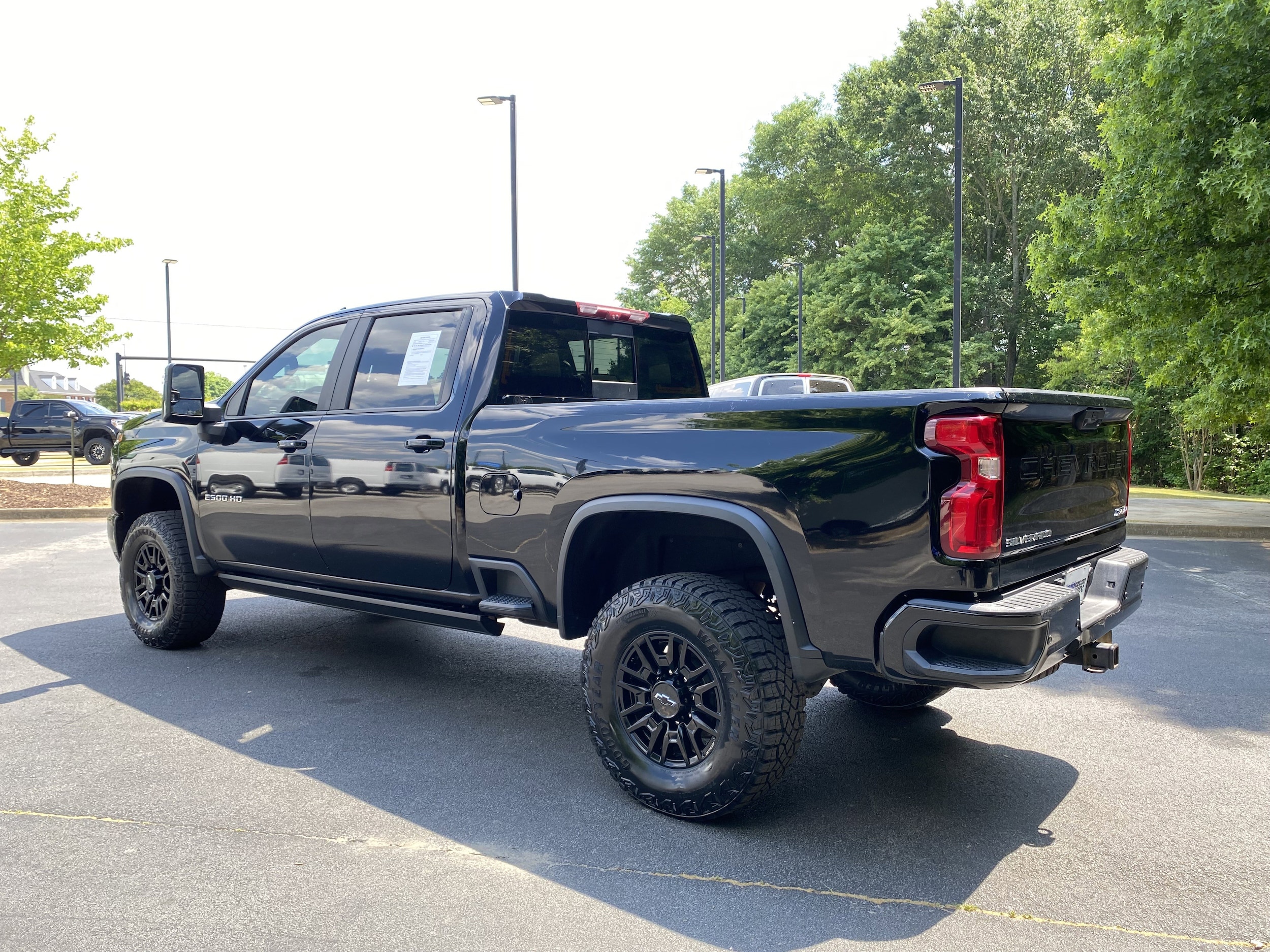 2024 Chevrolet Silverado 2500HD ZR2 photo 6