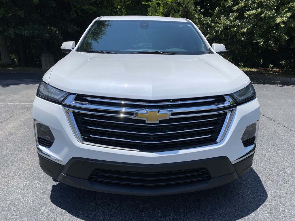 Used 2023 Chevrolet Traverse LT Leather SUV