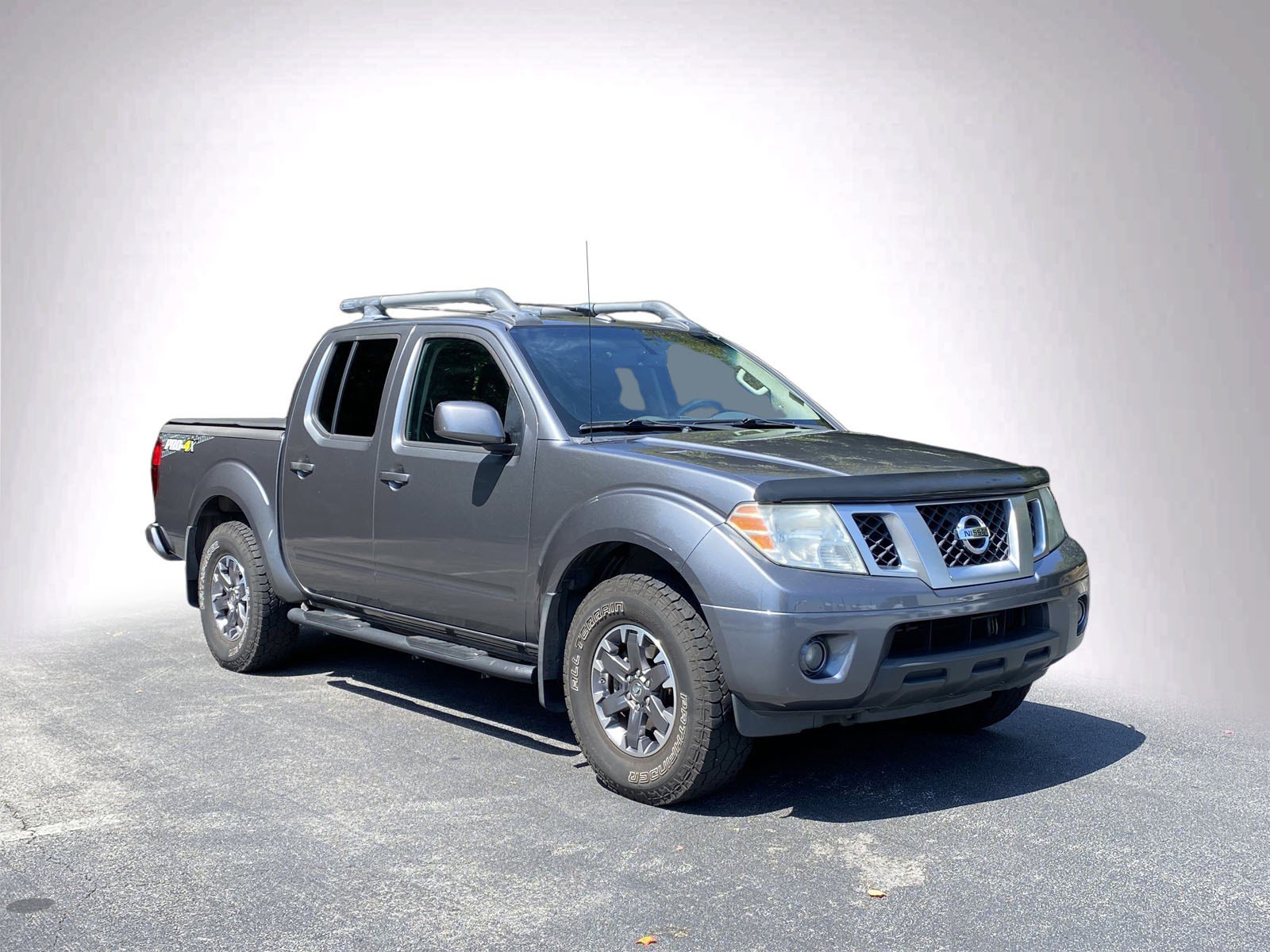 2016 Nissan Frontier PRO-4X photo 2