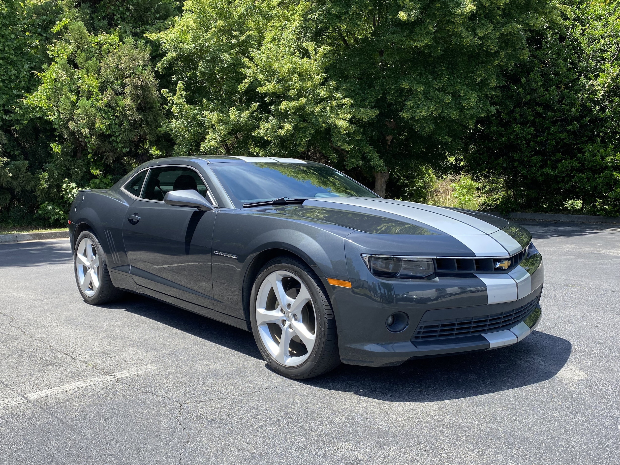 2015 Chevrolet Camaro LT photo 2