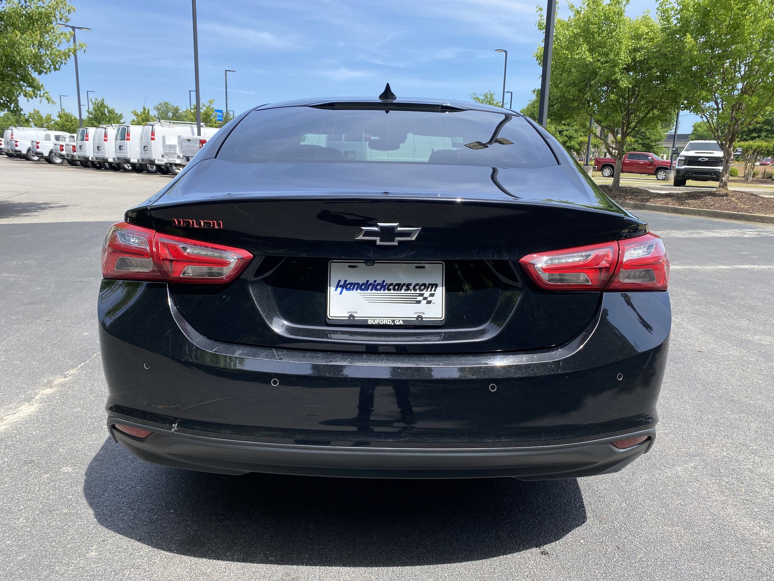 2023 Chevrolet Malibu LT photo 3