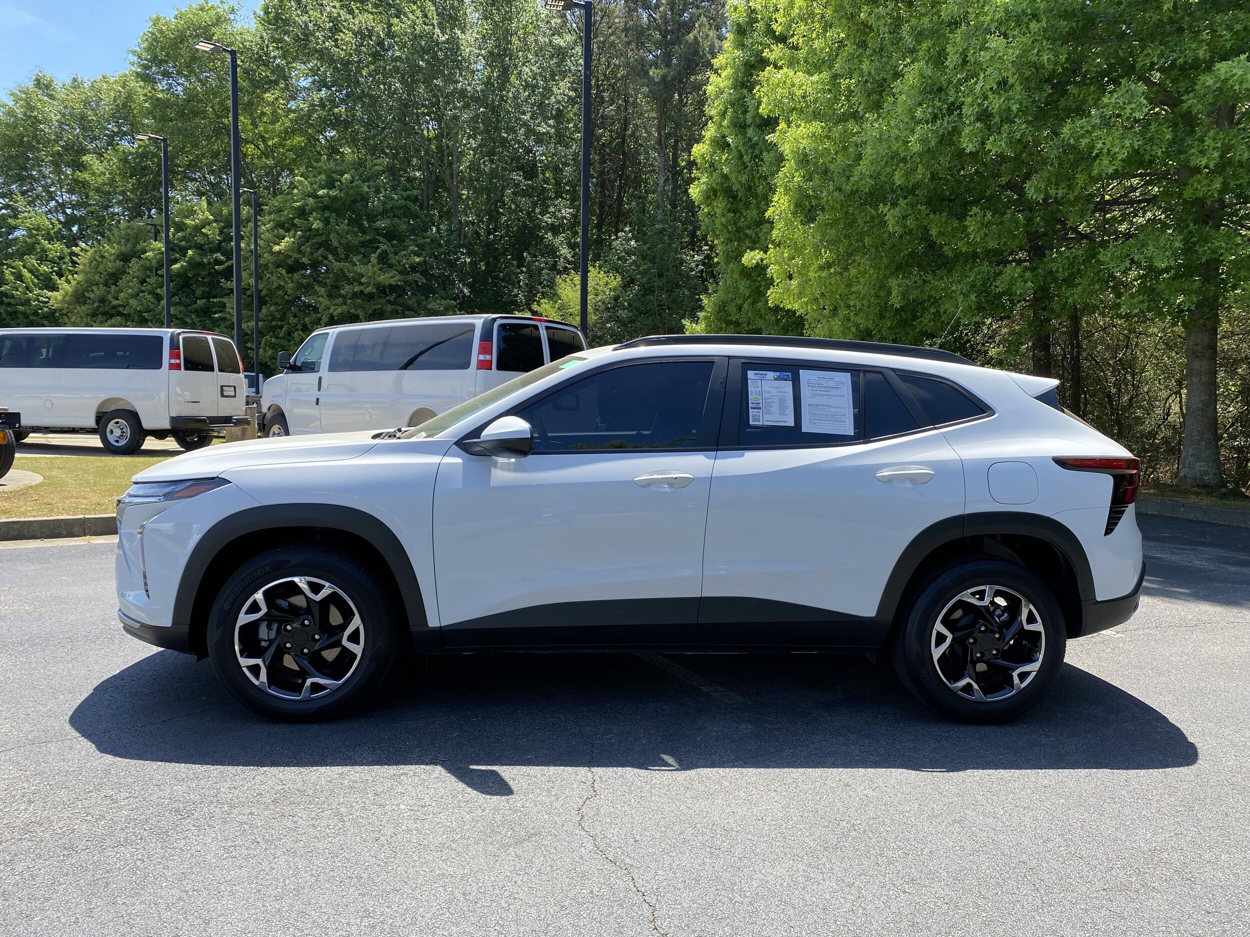 2024 Chevrolet Trax LT photo 5